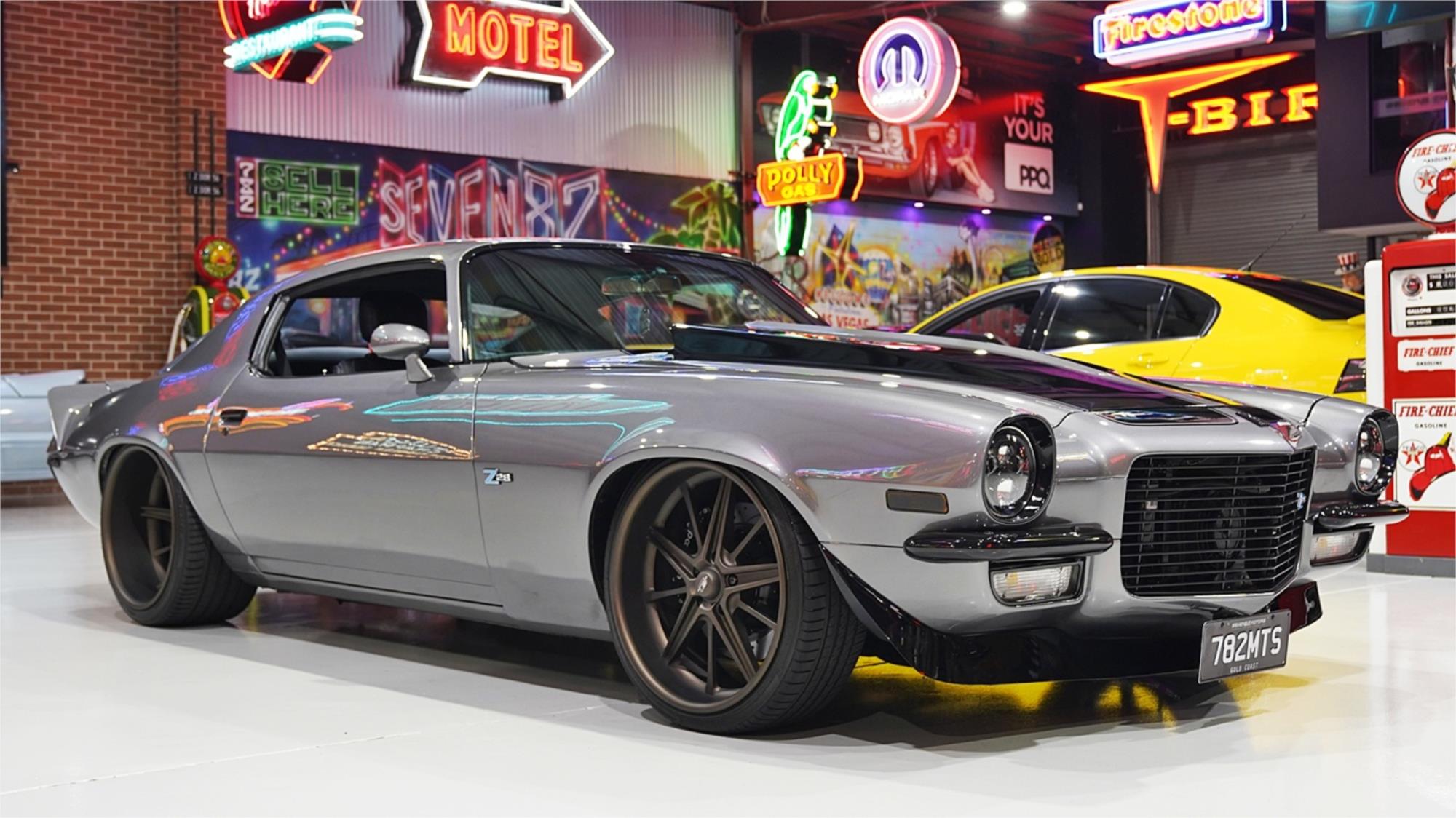 1972 CHEVROLET CAMARO Z28 MANUAL COUPE