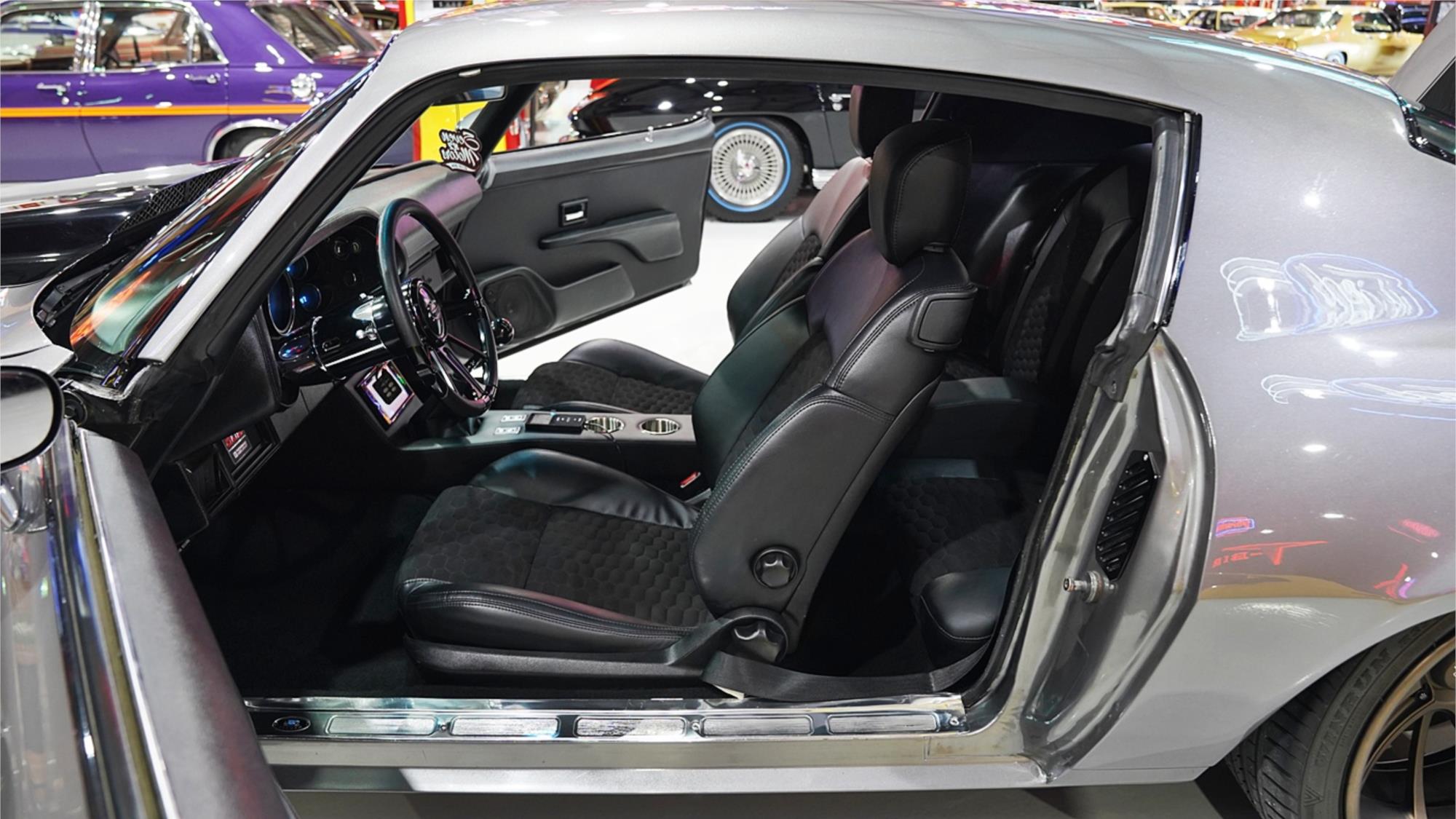 1972 CHEVROLET CAMARO Z28 MANUAL COUPE