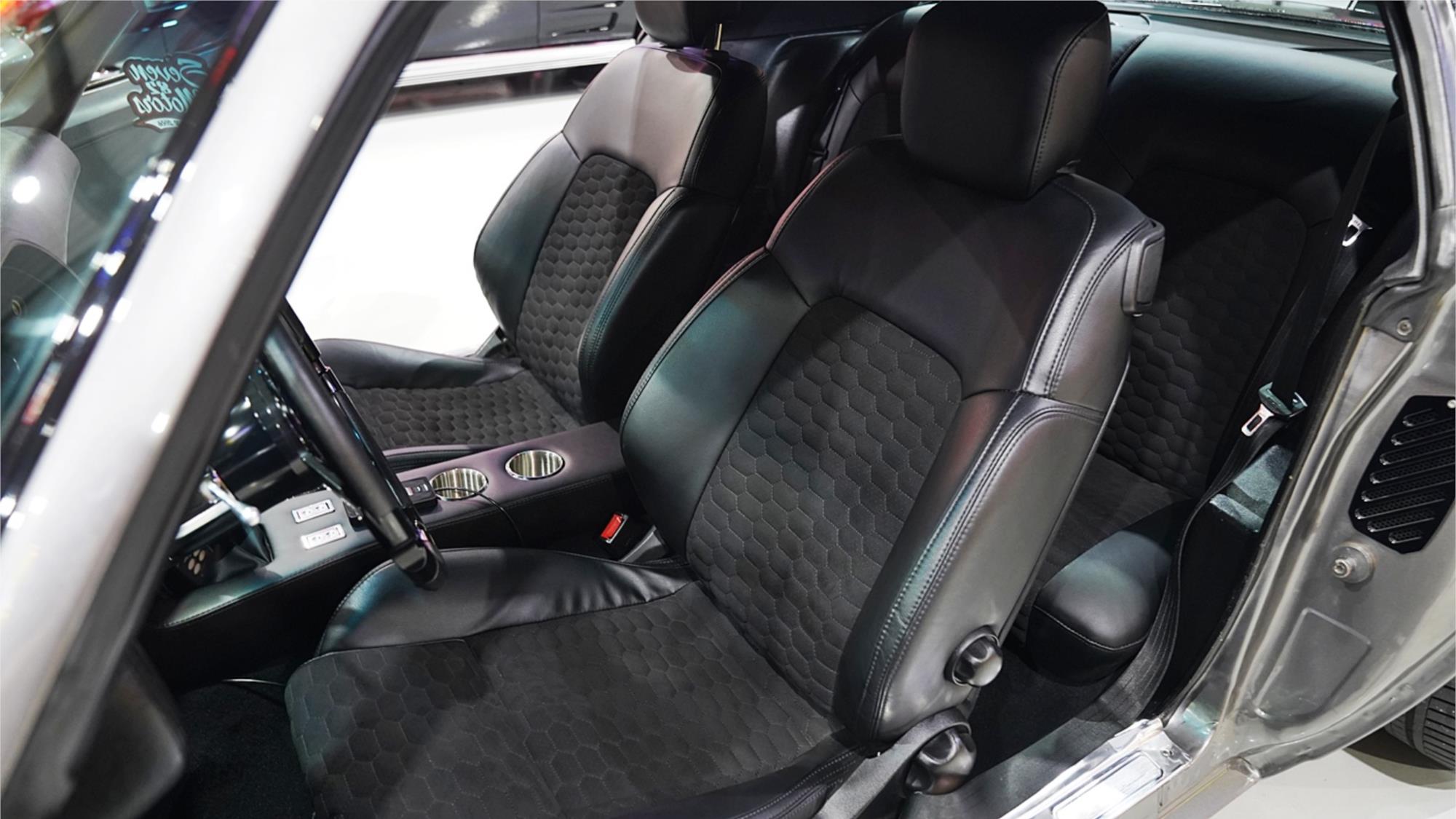1972 CHEVROLET CAMARO Z28 MANUAL COUPE