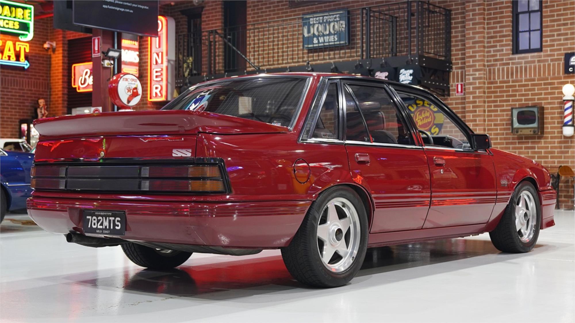 1986 HOLDEN COMMODORE VL SS GROUP A MANUAL SEDAN
