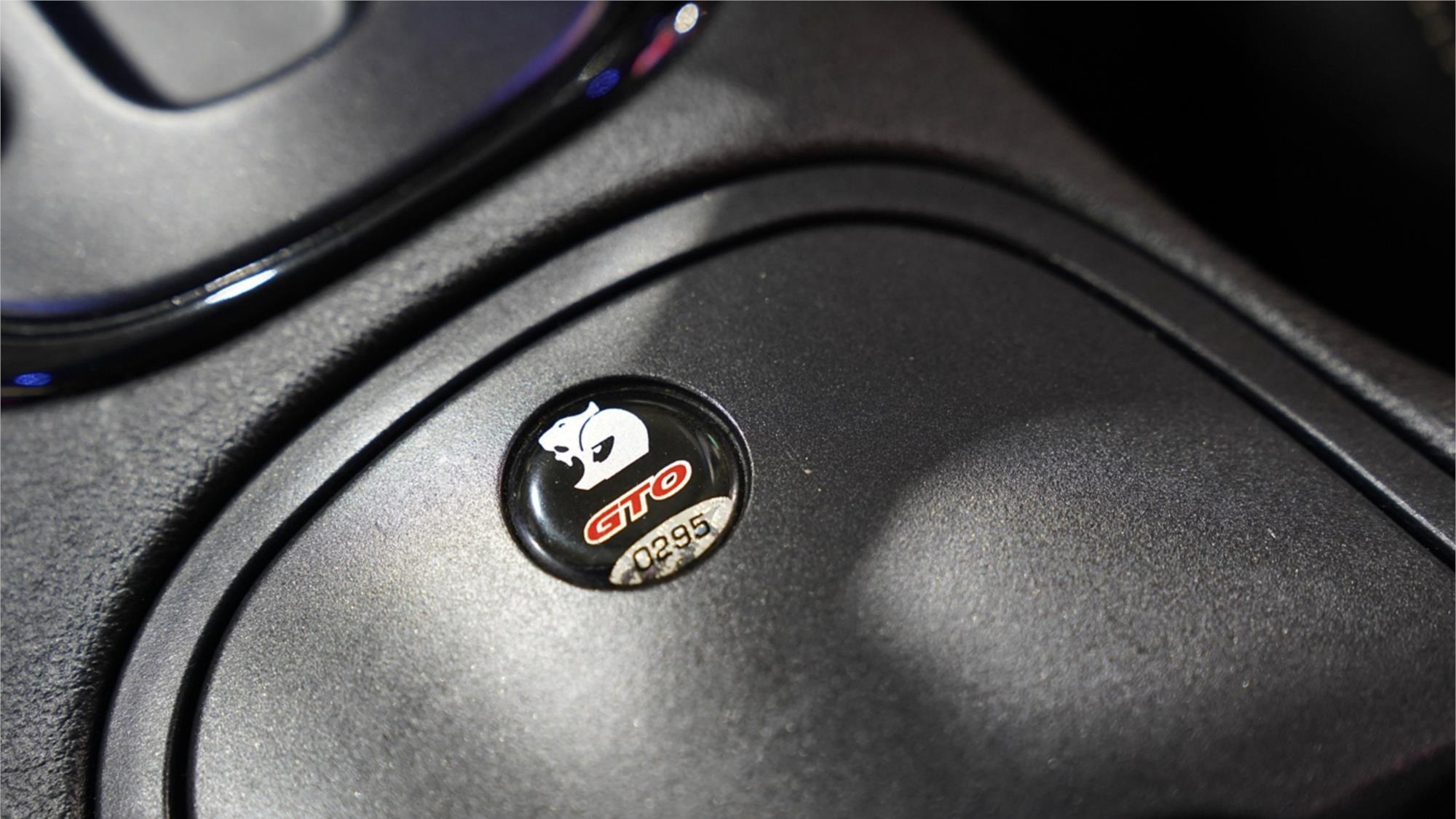 2002 HOLDEN SPECIAL VEHICLES COUPE V2 GTO AUTOMATIC COUPE
