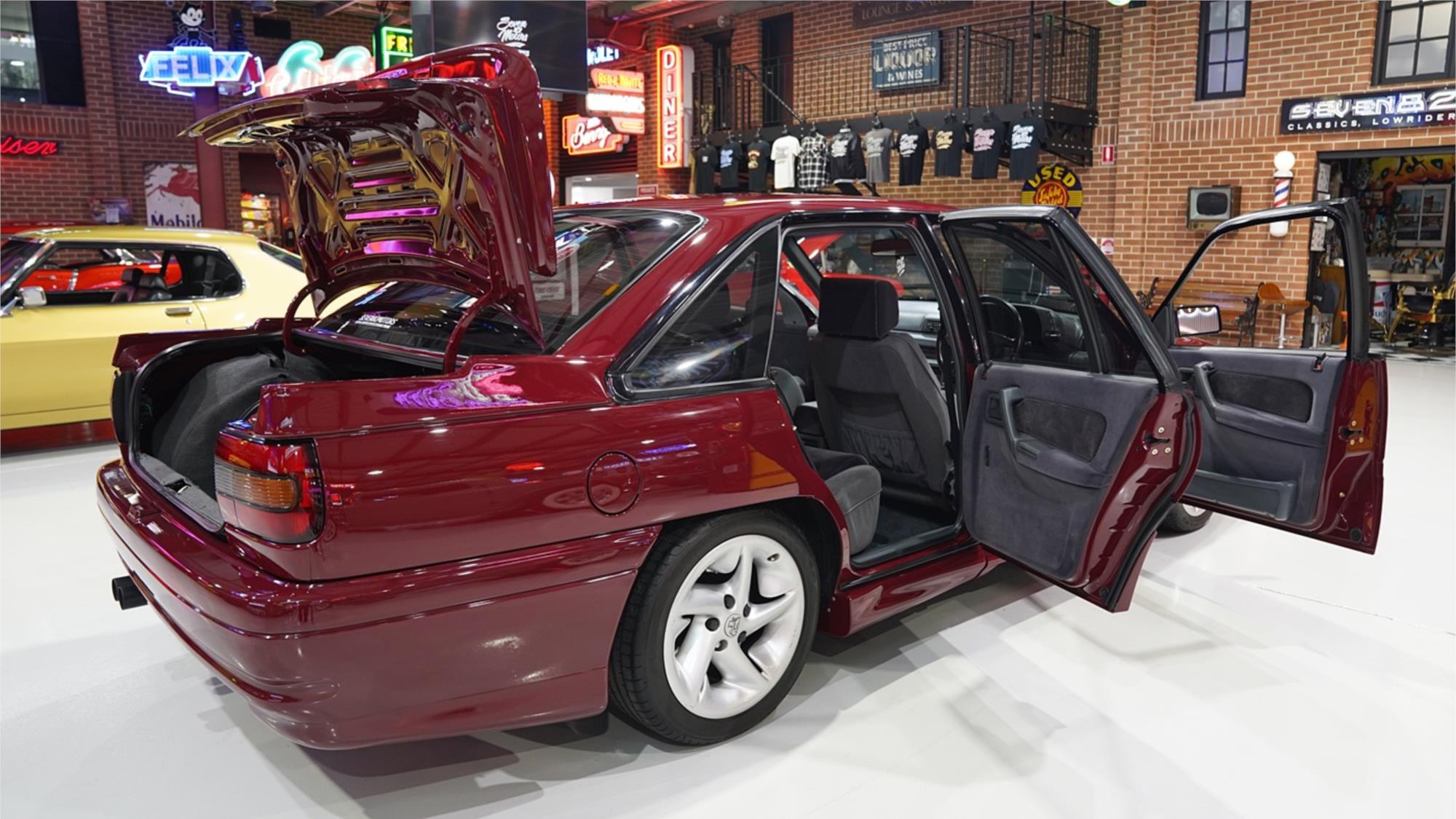 1990 HOLDEN SPECIAL VEHICLES COMMODORE VN SS GROUP A MANUAL SEDAN