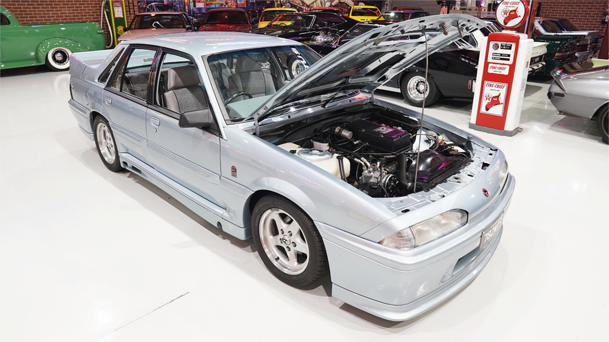 1988 HOLDEN COMMODORE VL WALKINSHAW REPLICA MANUAL SEDAN