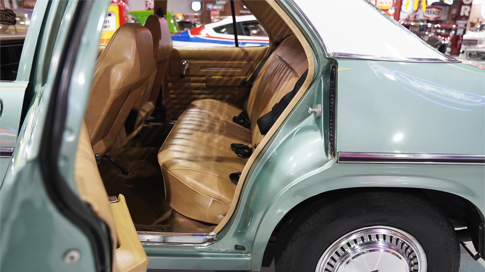 1979 HOLDEN KINGSWOOD HZ SL AUTOMATIC SEDAN
