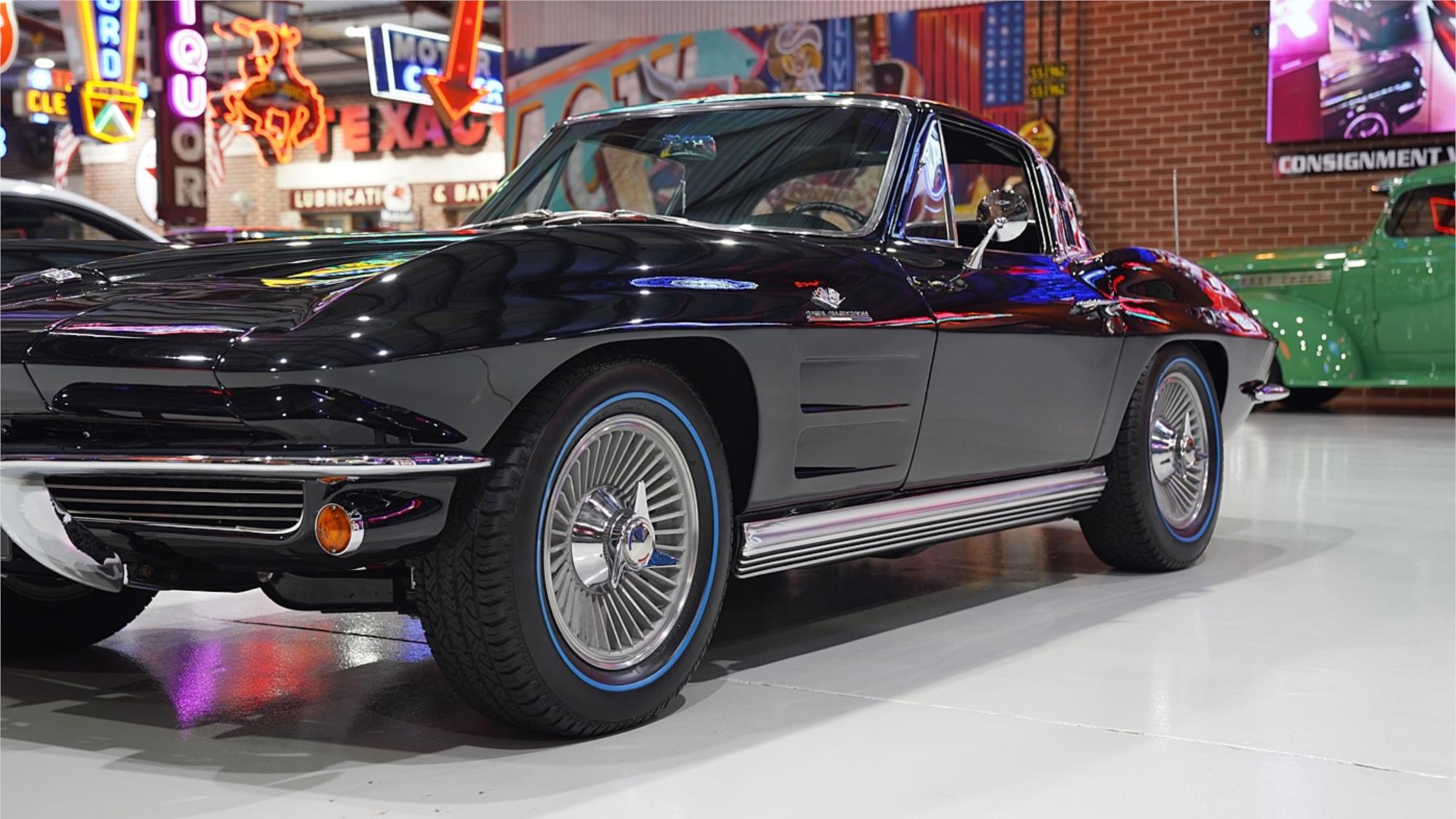 1964 CHEVROLET CORVETTE C2 STING RAY MANUAL COUPE