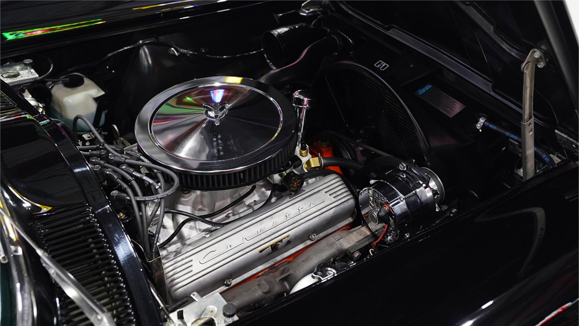 1964 CHEVROLET CORVETTE C2 STING RAY MANUAL COUPE