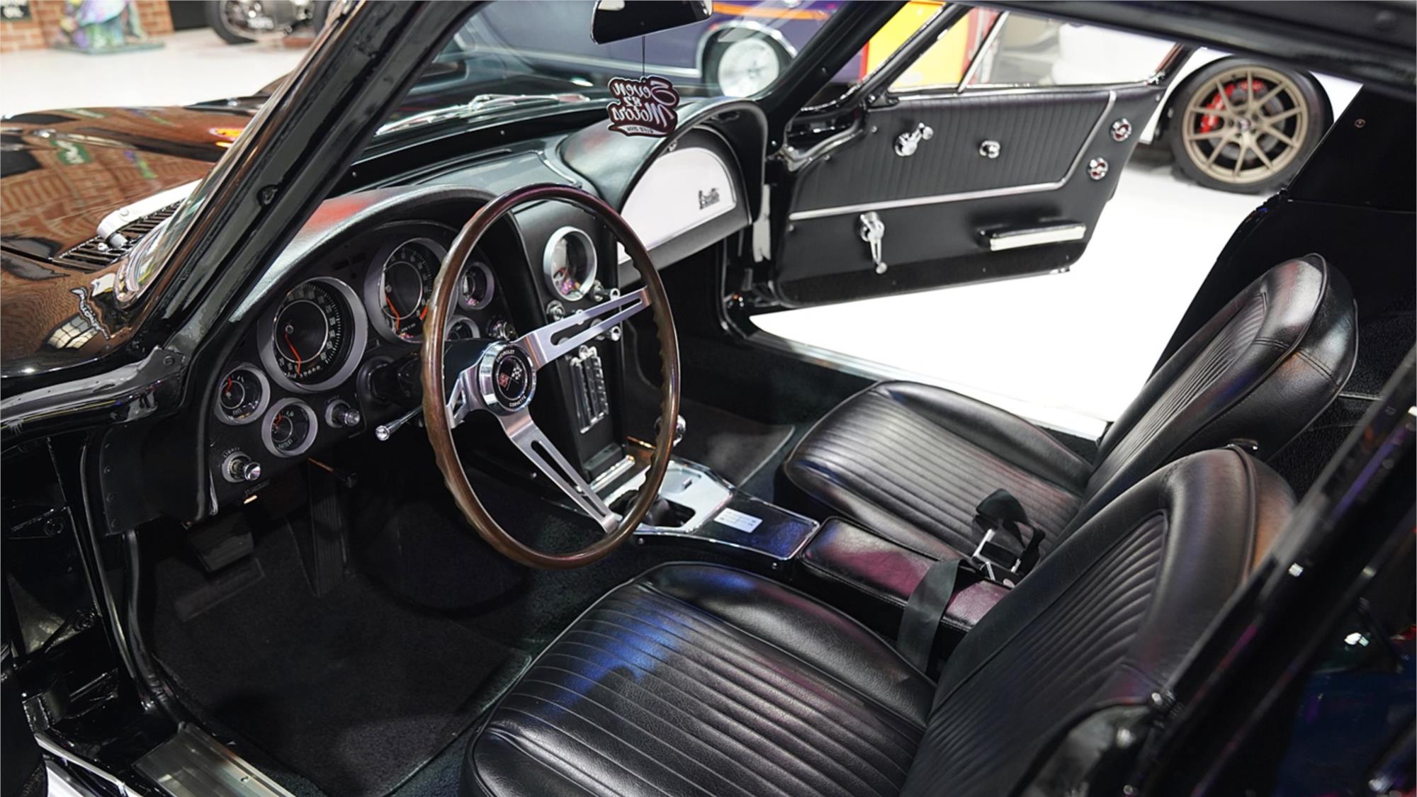 1964 CHEVROLET CORVETTE C2 STING RAY MANUAL COUPE