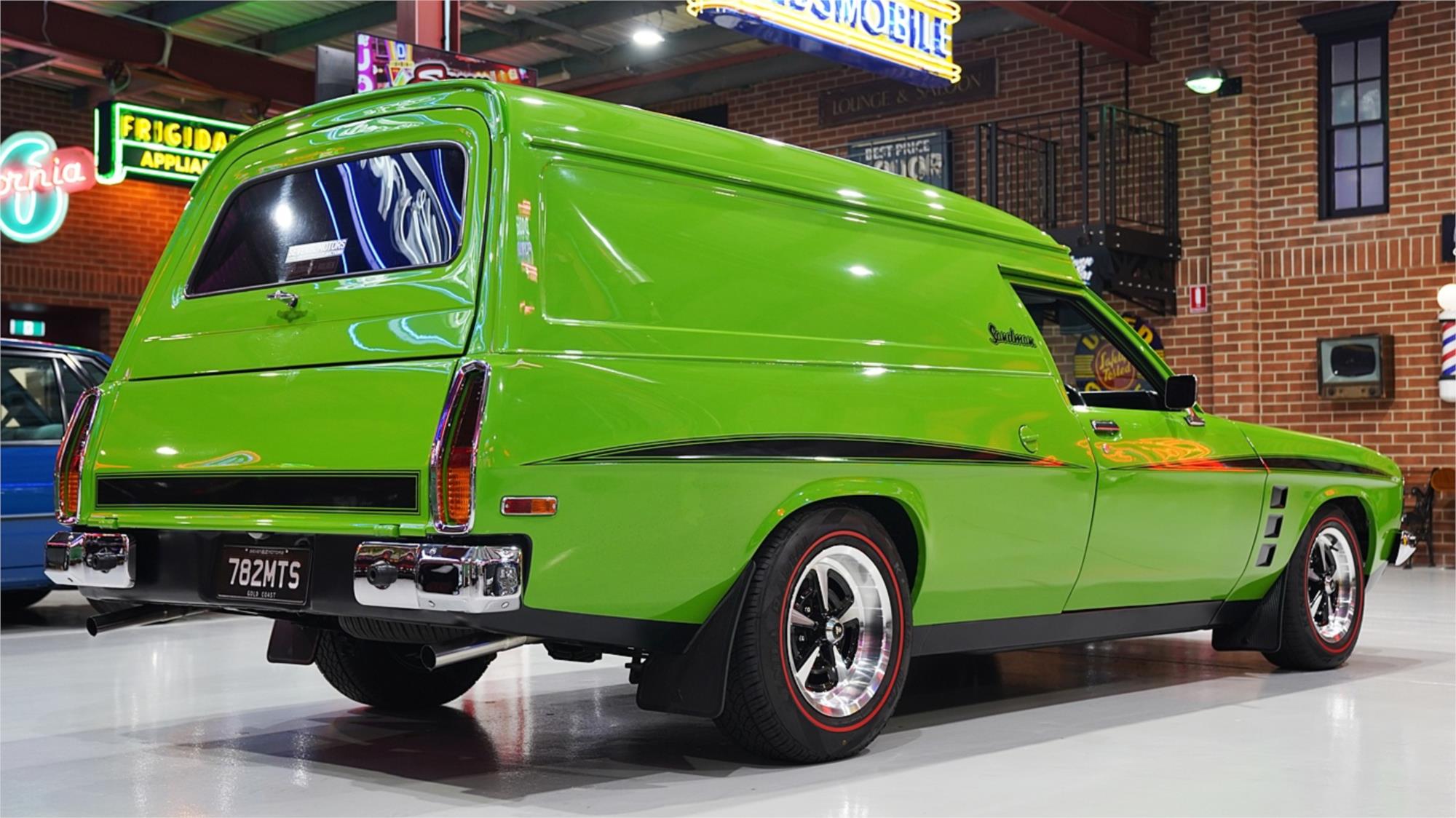 1975 HOLDEN SANDMAN HJ AUTOMATIC PANEL VAN