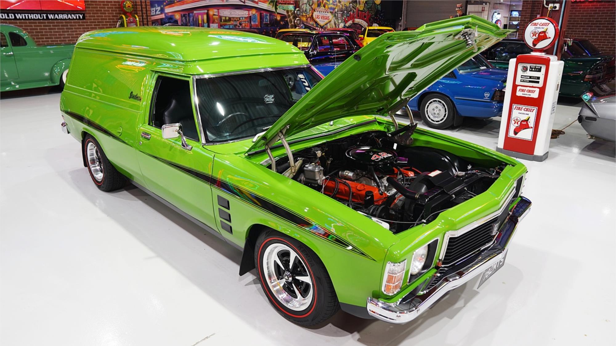 1975 HOLDEN SANDMAN HJ AUTOMATIC PANEL VAN