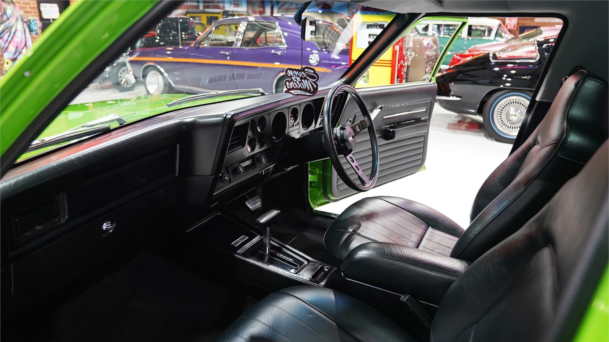1975 HOLDEN SANDMAN HJ AUTOMATIC PANEL VAN