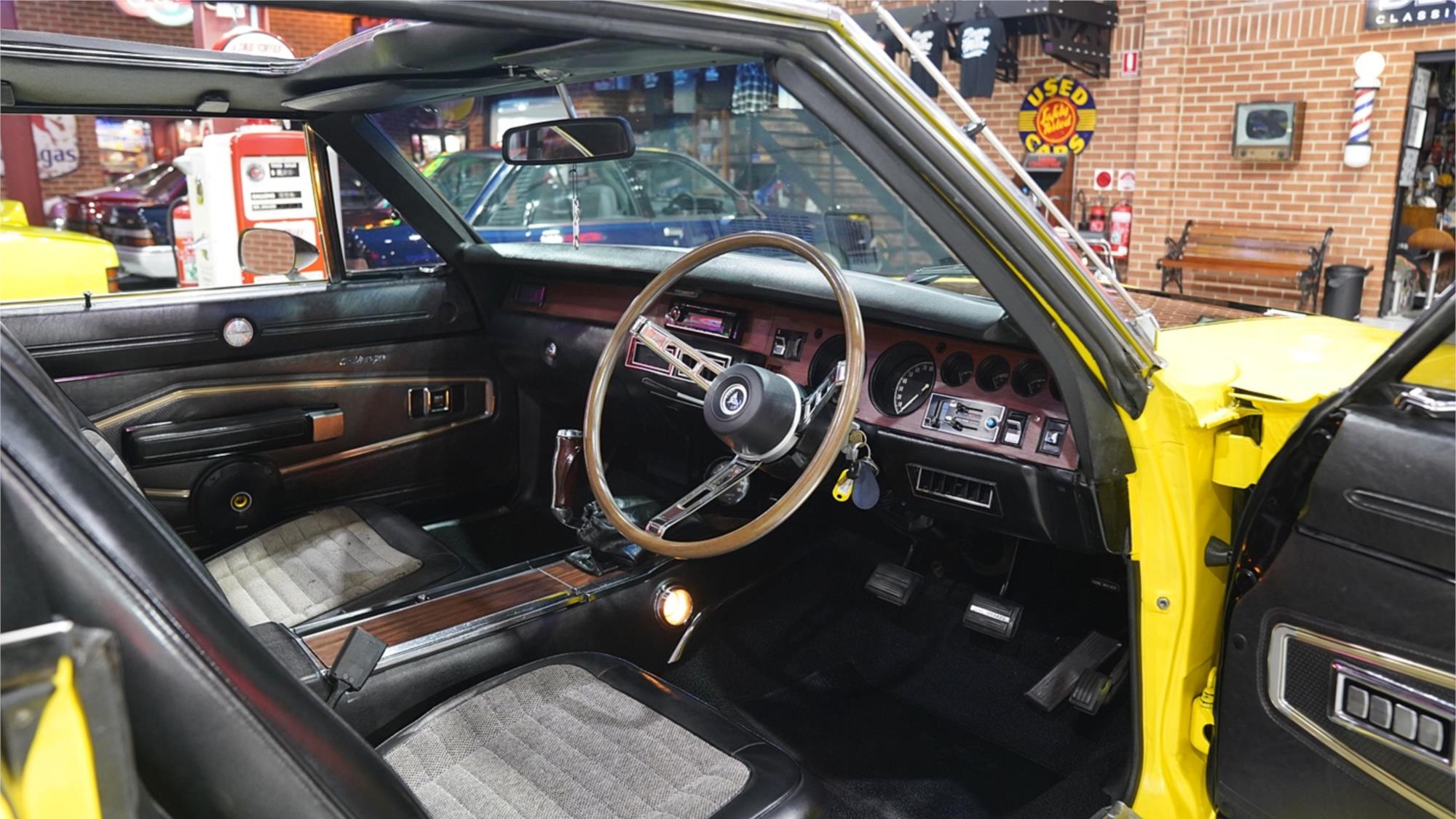 1970 DODGE CHARGER RT 4 SP MANUAL 2D COUPE