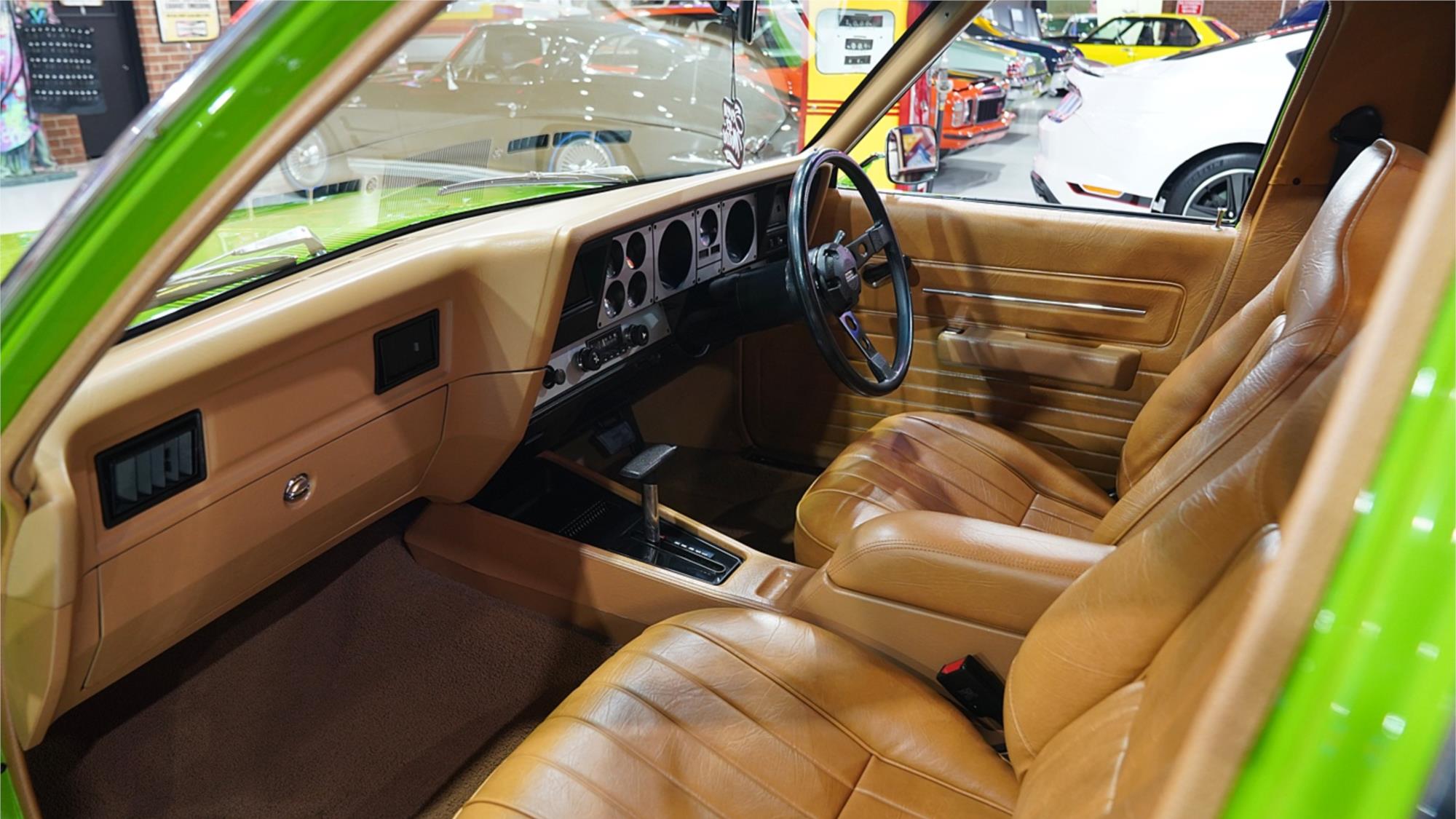 1975 HOLDEN SANDMAN HJ AUTOMATIC UTILITY