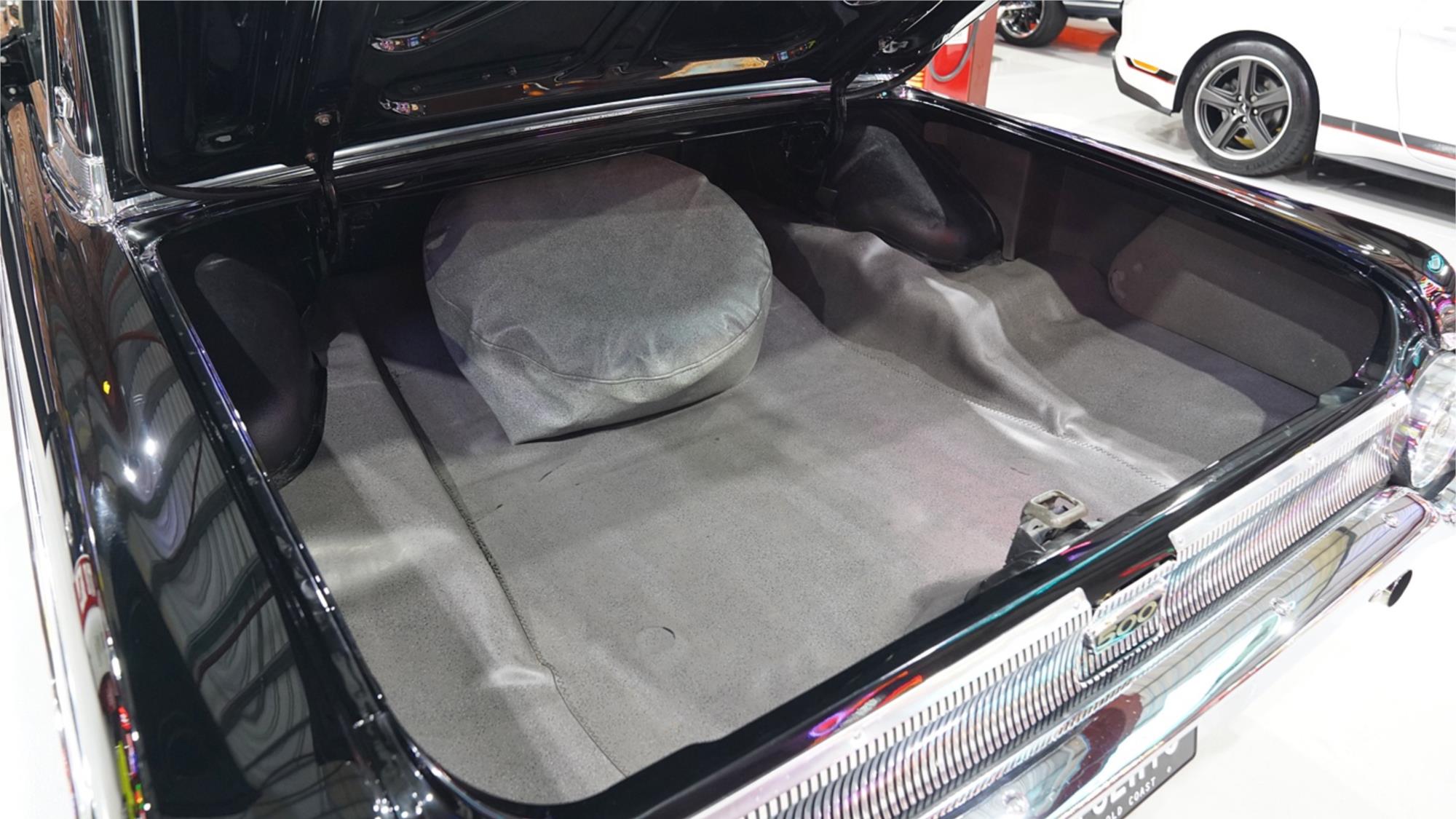 1962 FORD GALAXIE 500 AUTOMATIC TWO DOOR SEDAN