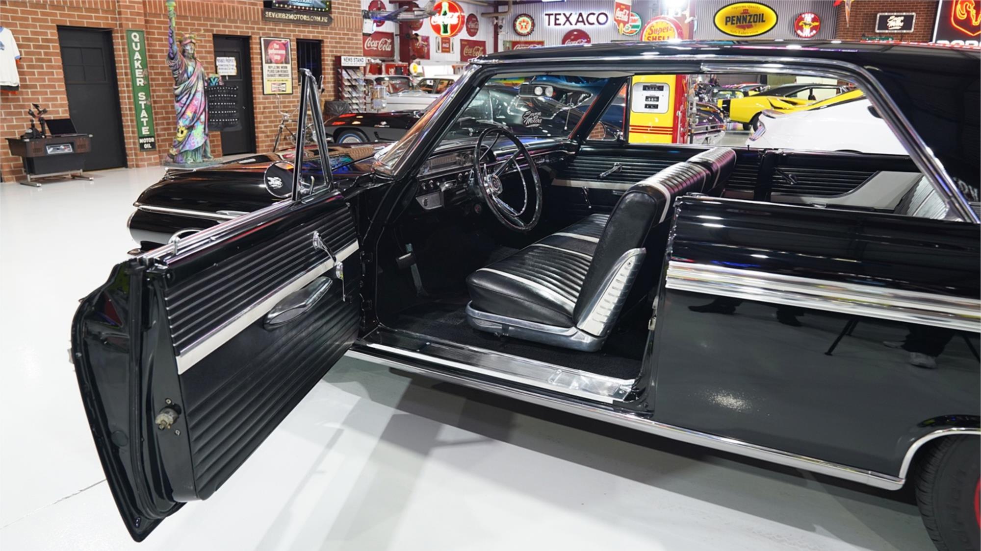 1962 FORD GALAXIE 500 AUTOMATIC TWO DOOR SEDAN