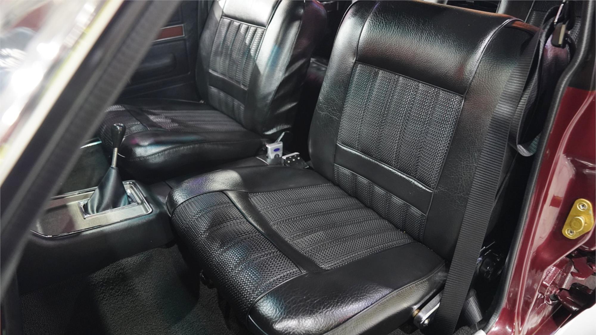 1971 FORD FALCON XY GTHO REPLICA MANUAL SEDAN