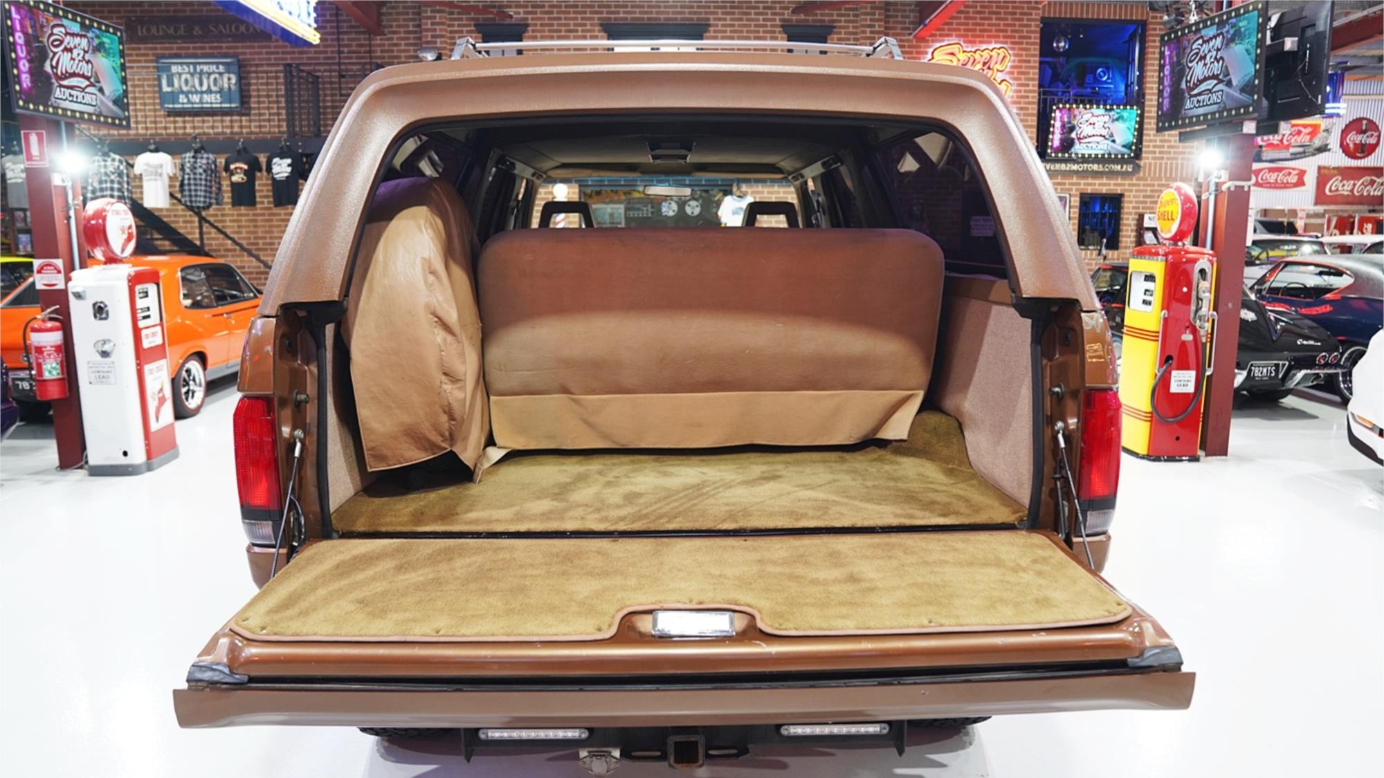 1988 FORD CENTURION CLASSIC 350 AUTOMATIC SUV