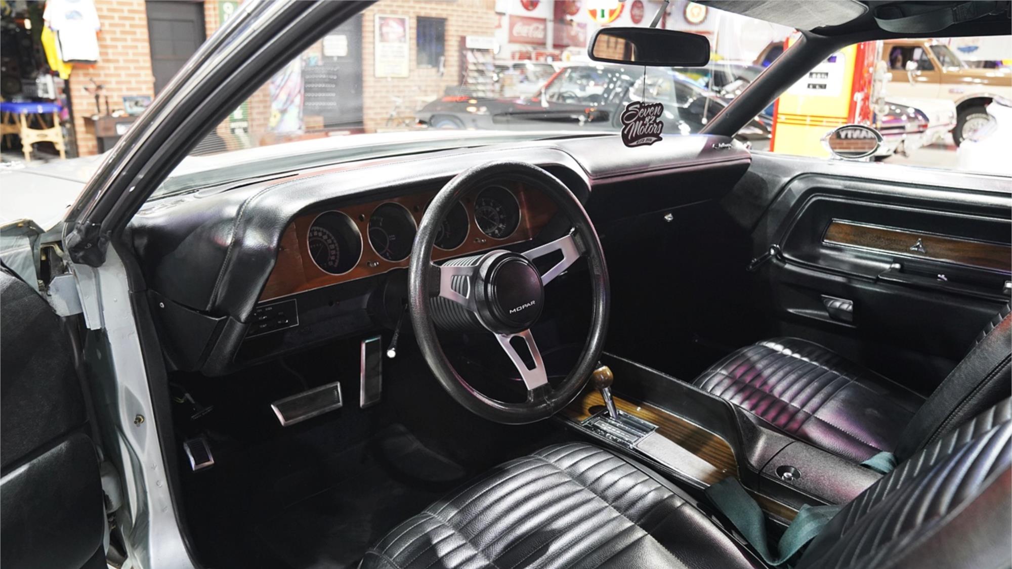 1970 DODGE CHALLENGER R/T COUPE