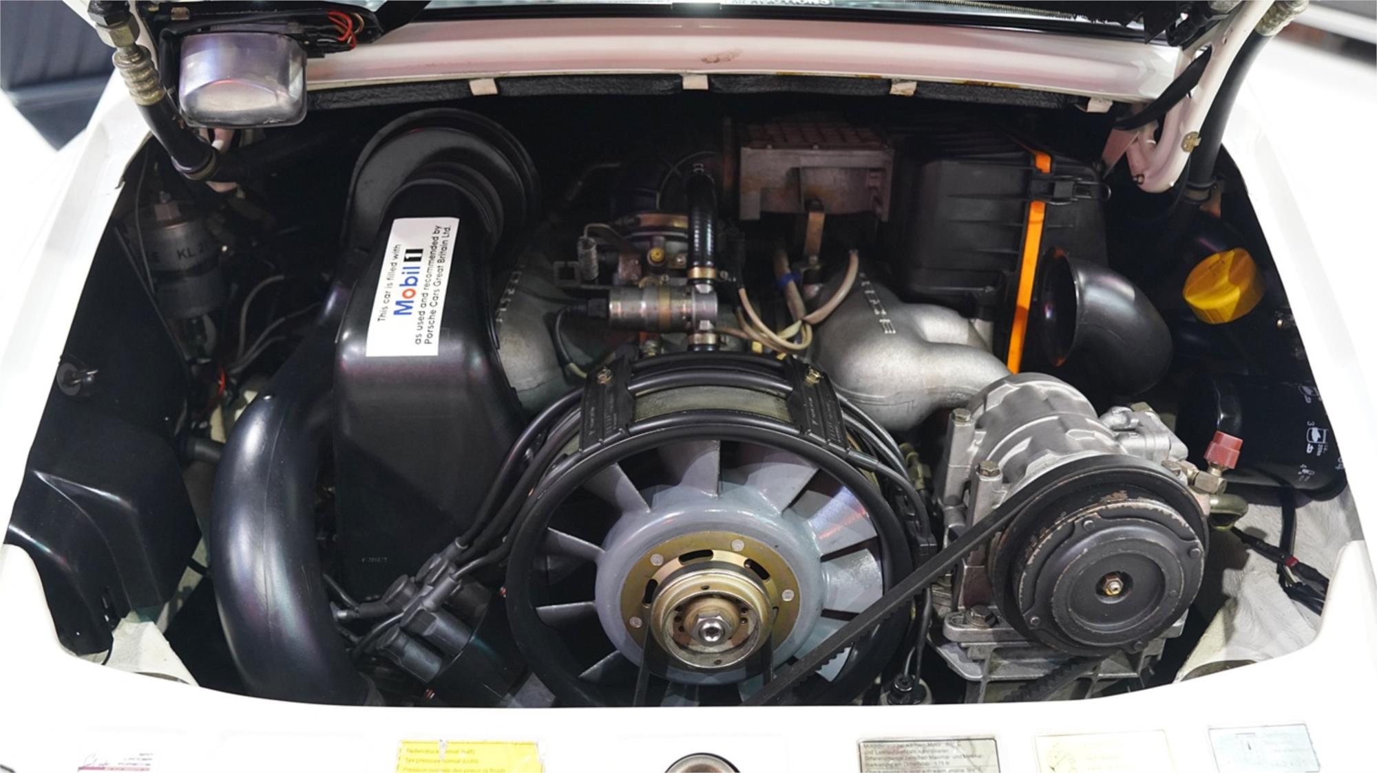 1989 PORSCHE 911 CARRERA MANUAL TARGA