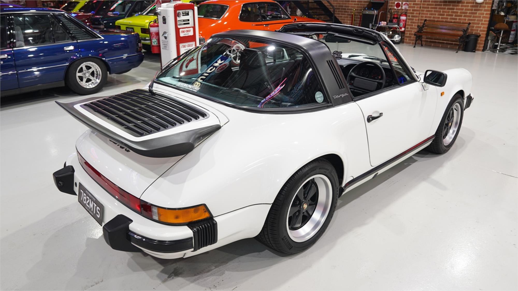 1989 PORSCHE 911 CARRERA MANUAL TARGA
