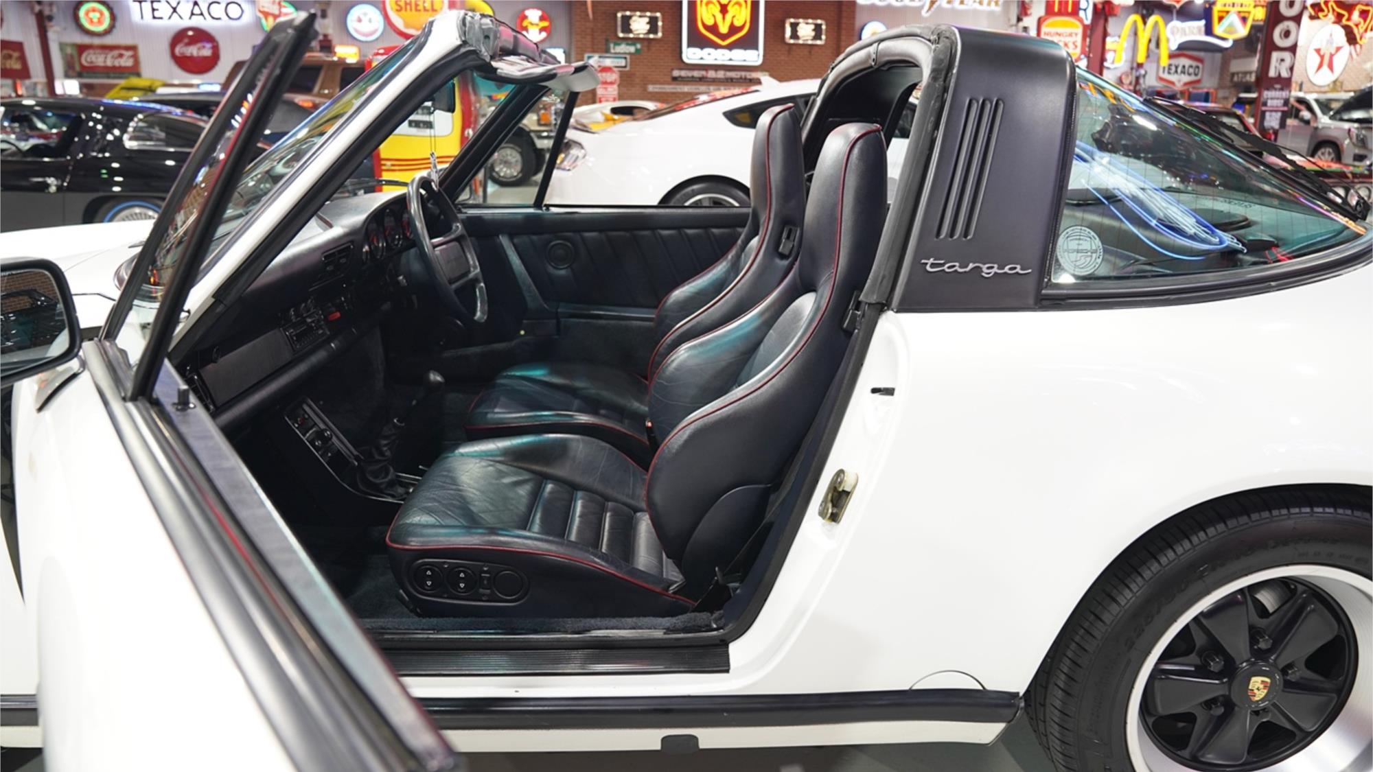 1989 PORSCHE 911 CARRERA MANUAL TARGA