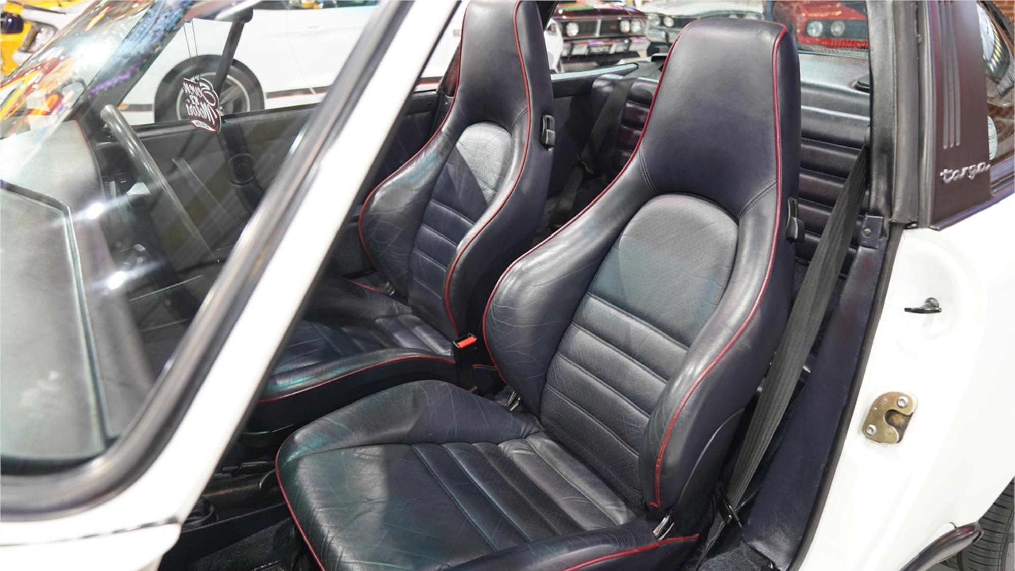 1989 PORSCHE 911 CARRERA MANUAL TARGA