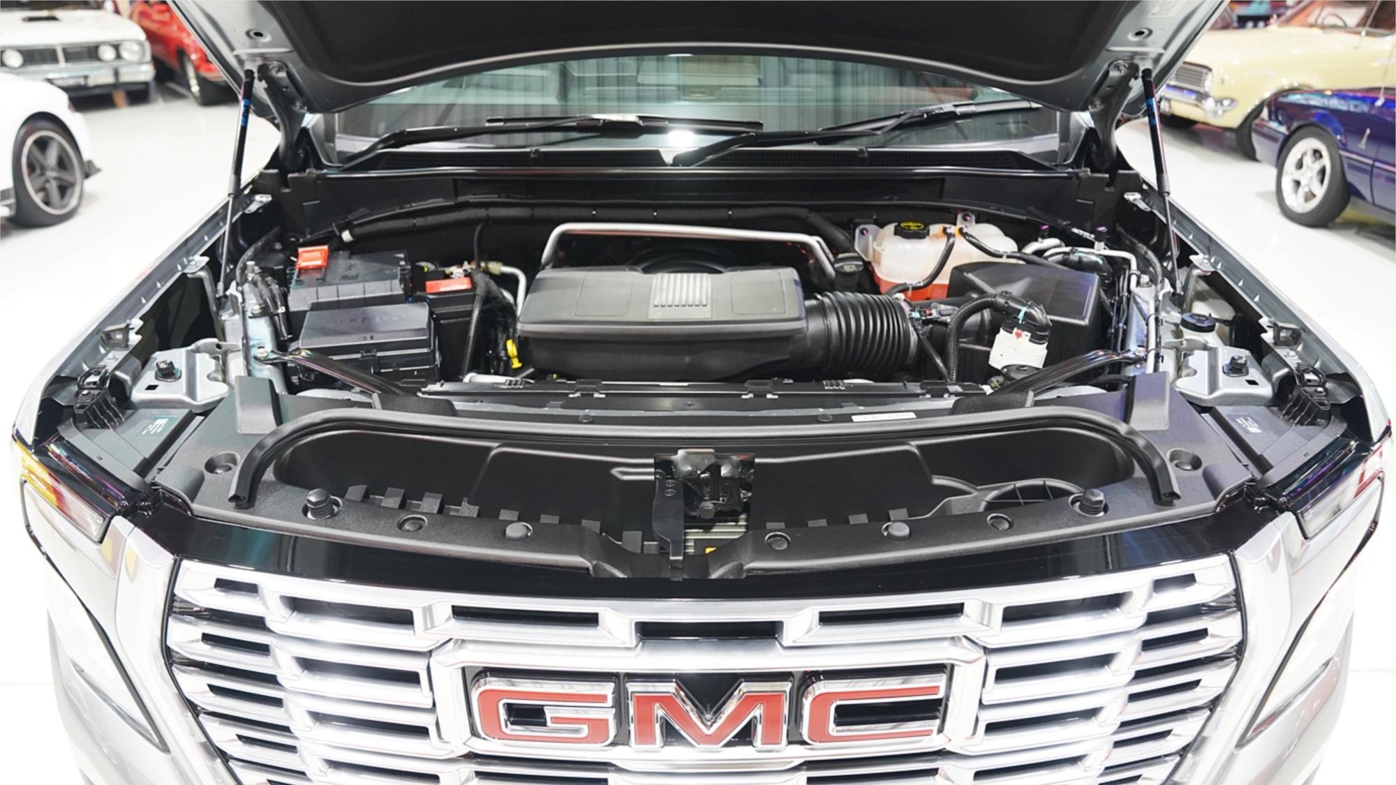 2025 GMC YUKON T1 DENALI AUTOMATIC WAGON
