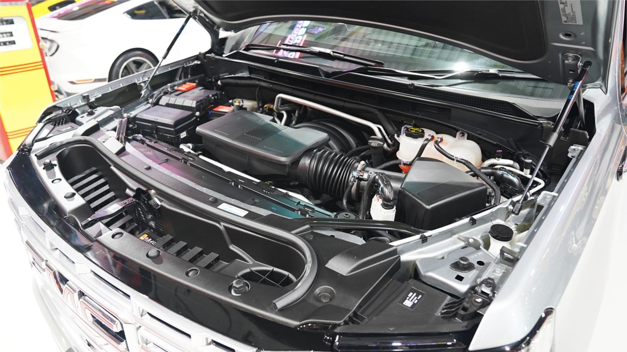 2025 GMC YUKON T1 DENALI AUTOMATIC WAGON