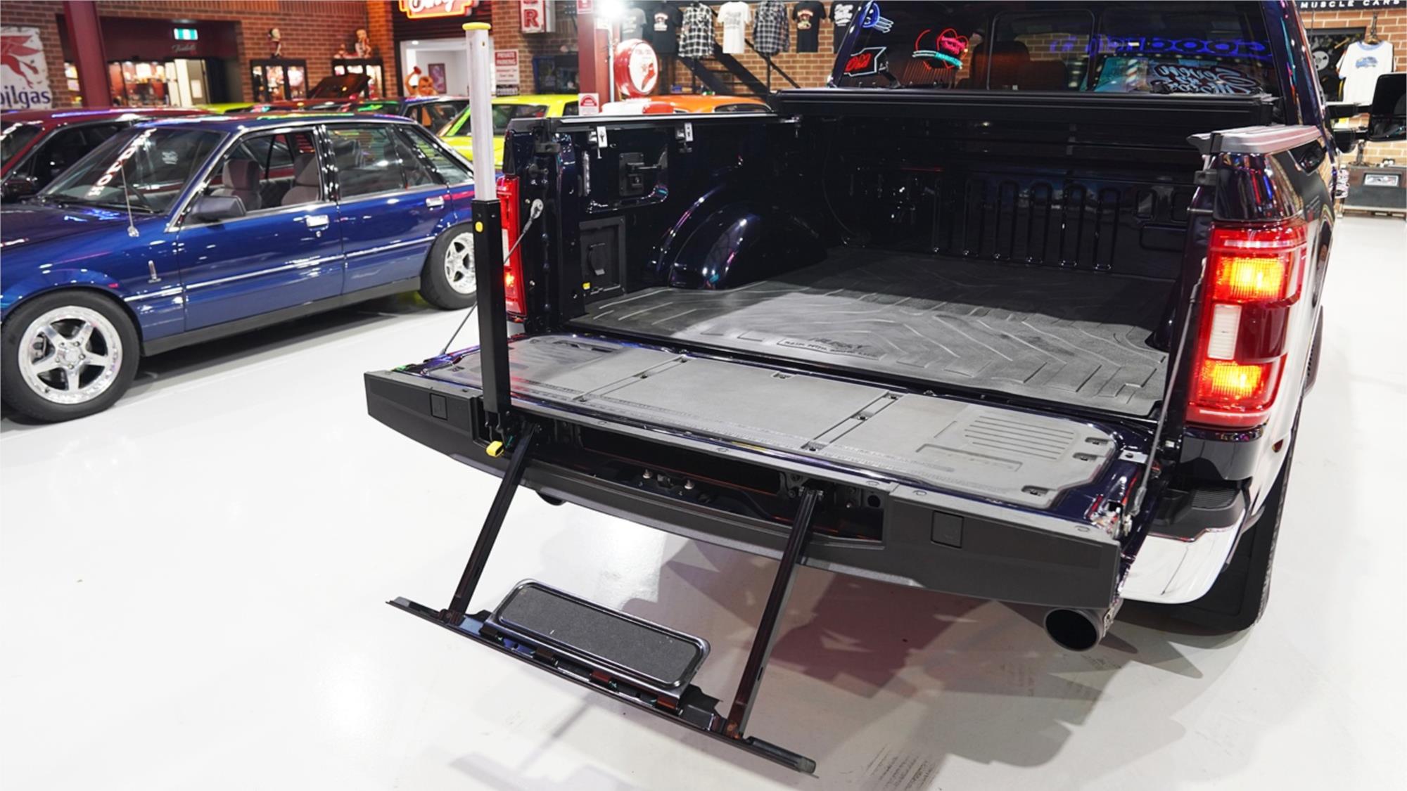 2021 FORD F-150 XLT AUTOMATIC CREW CAB PICKUP