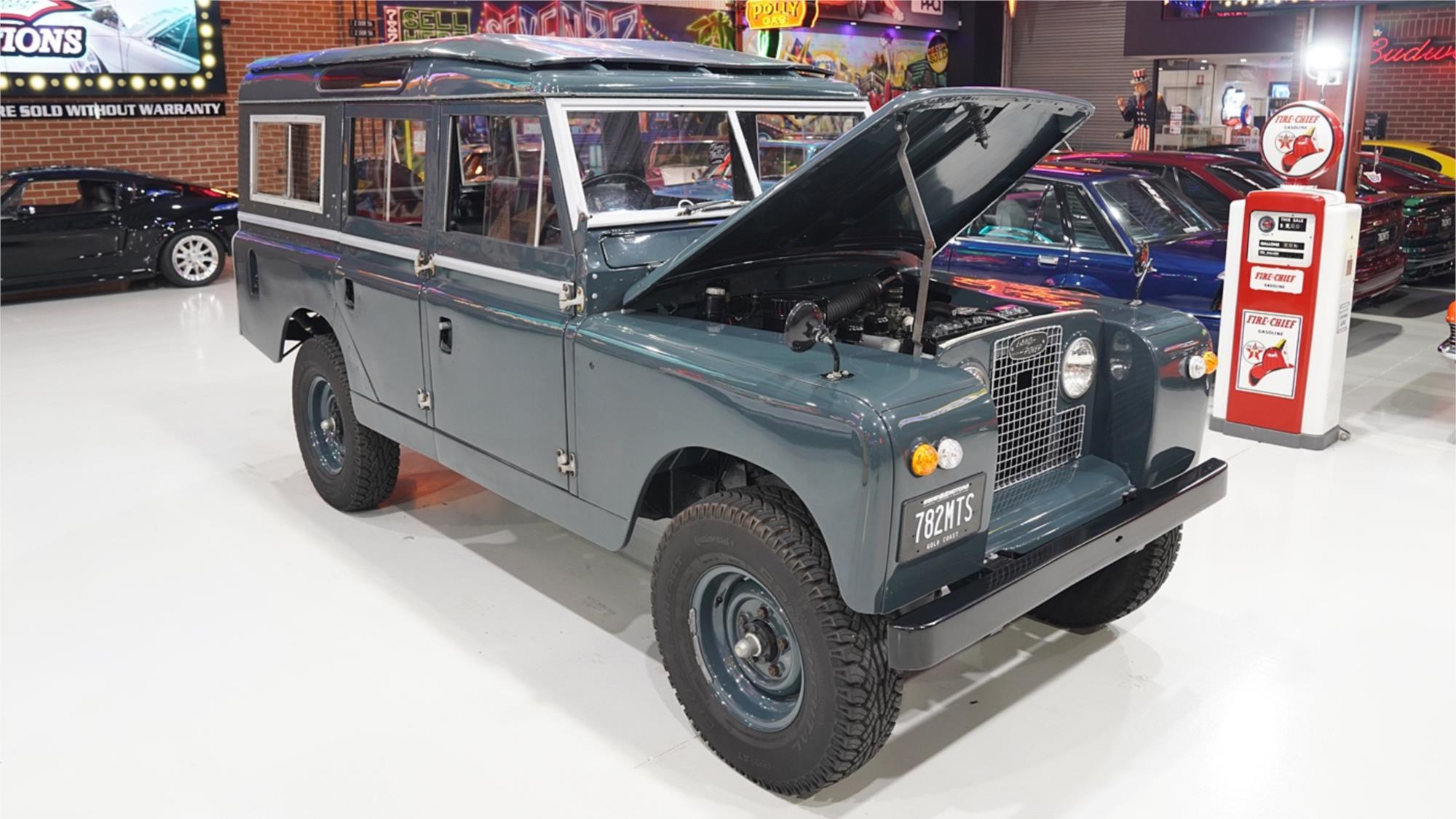 1968 LAND ROVER 109 IIA MANUAL SUV WAGON