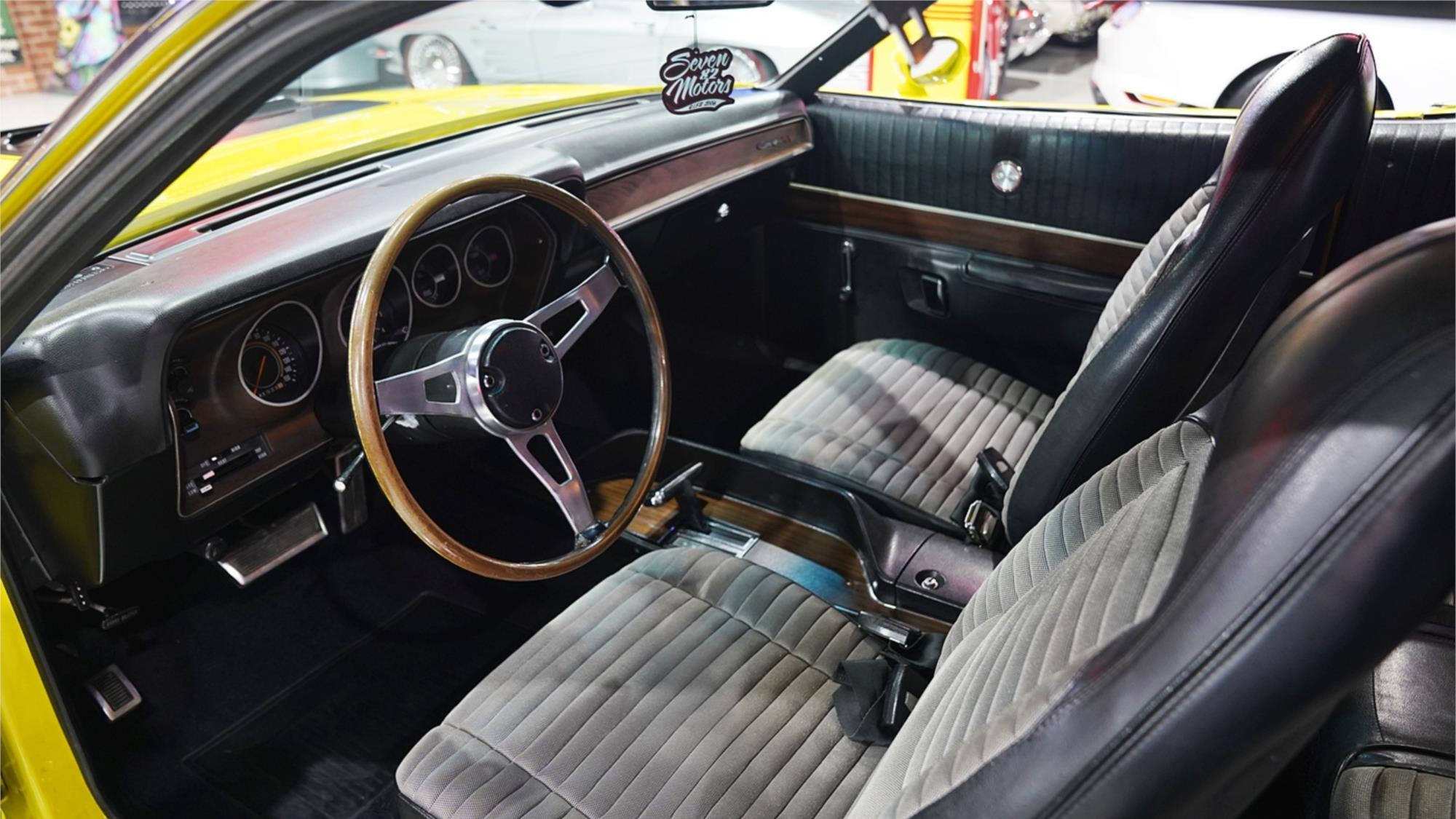 1971 DODGE CHARGER AUTOMATIC COUPE