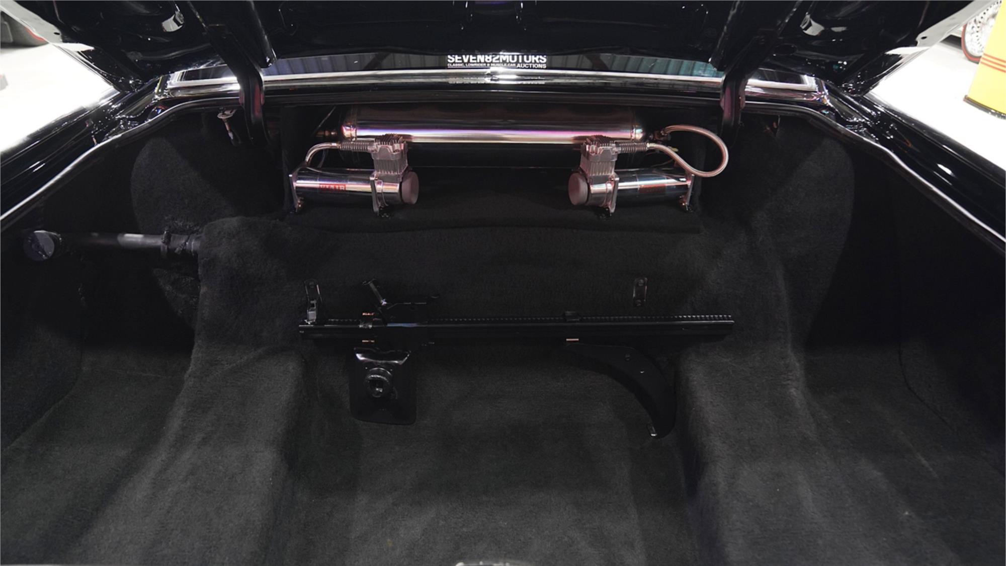 1964 LINCOLN CONTINENTAL AUTOMATIC SEDAN