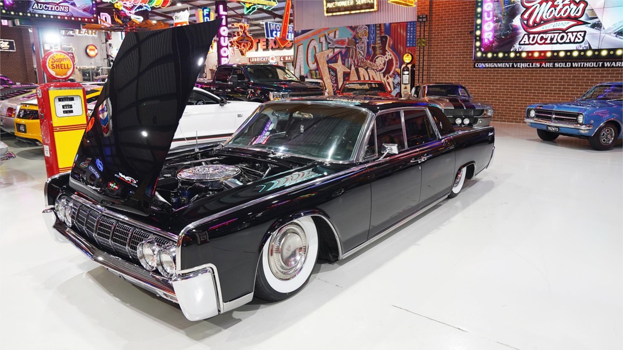 1964 LINCOLN CONTINENTAL AUTOMATIC SEDAN