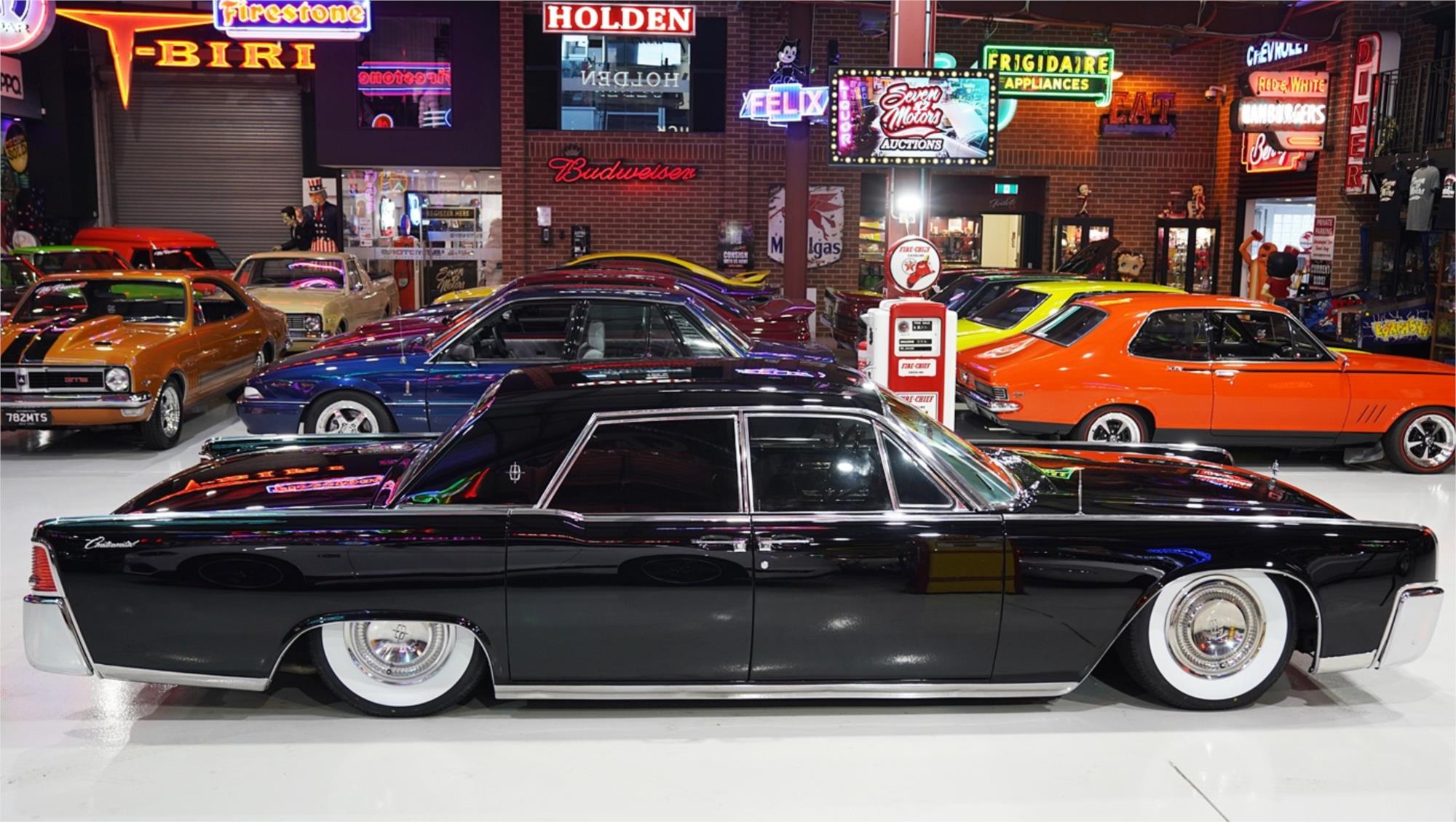 1964 LINCOLN CONTINENTAL AUTOMATIC SEDAN