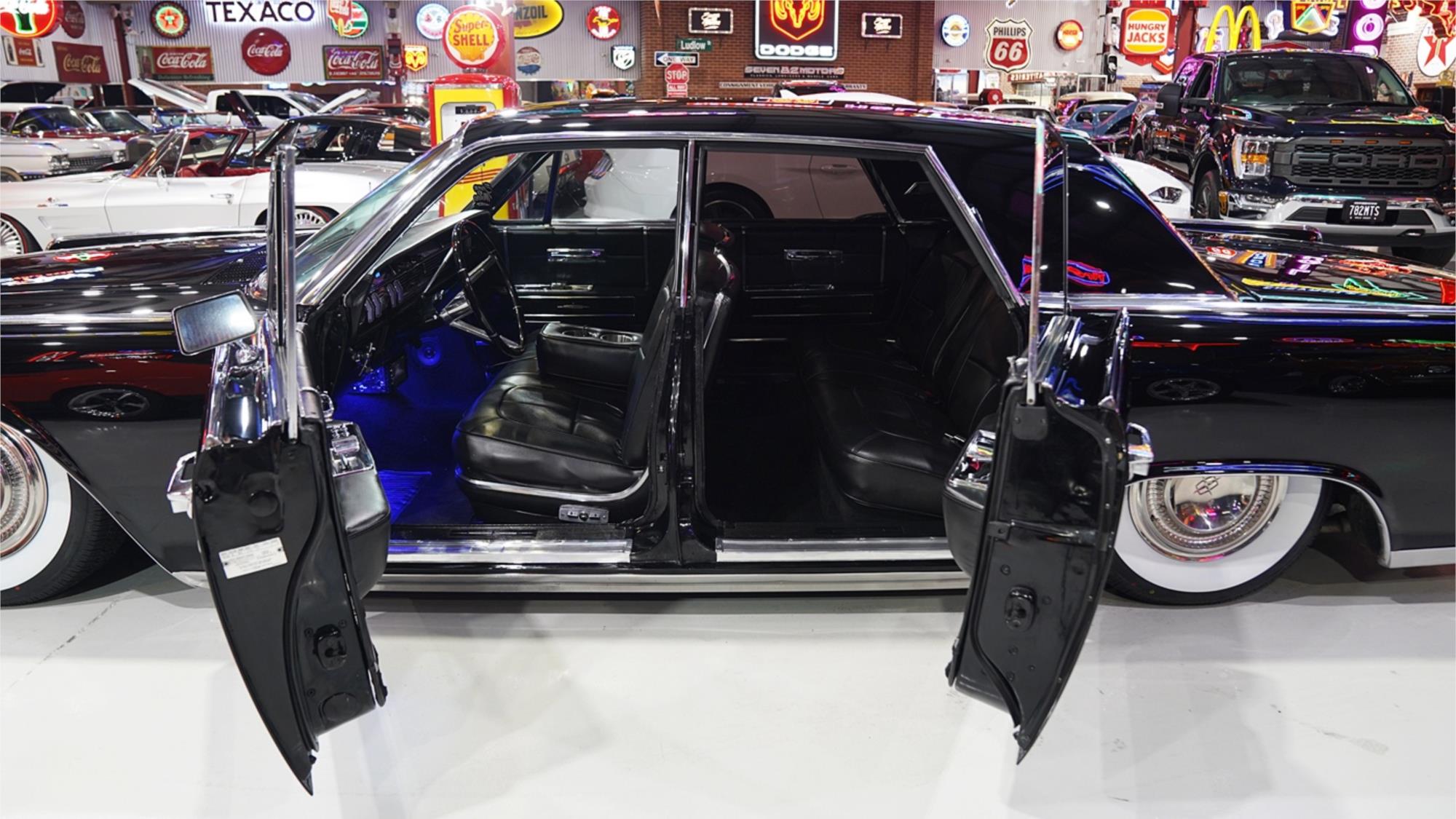 1964 LINCOLN CONTINENTAL AUTOMATIC SEDAN