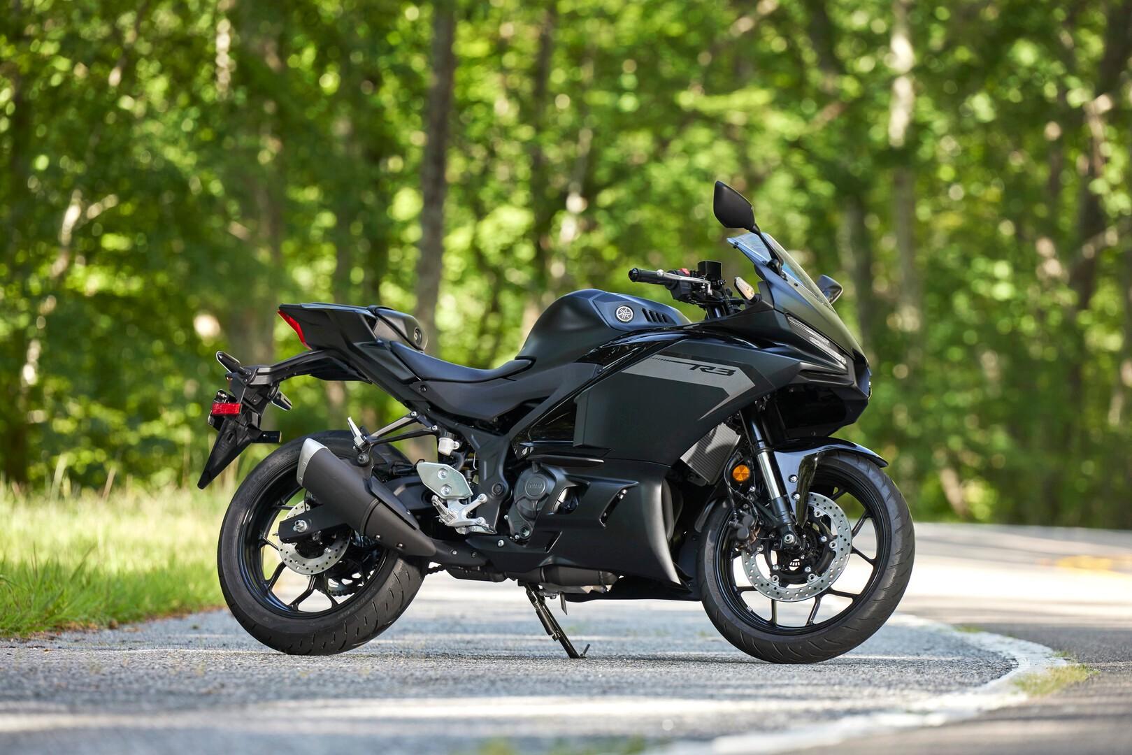 2025 YAMAHA YZF-R3 (YZF-R3A) SPORTS