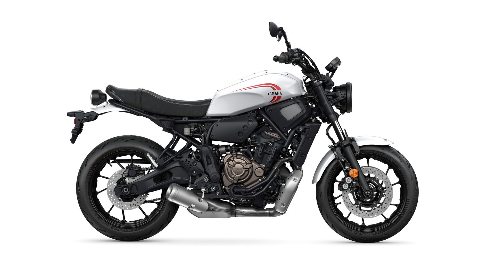 2025 YAMAHA XSR700 ROAD