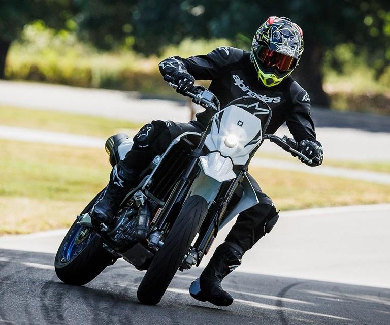 2026 SUZUKI DR-Z4SM DUAL SPORTS