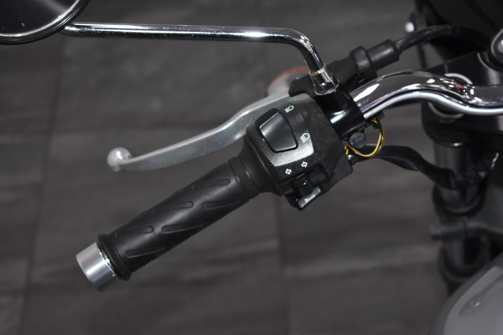 2013 SUZUKI TU250X ROAD