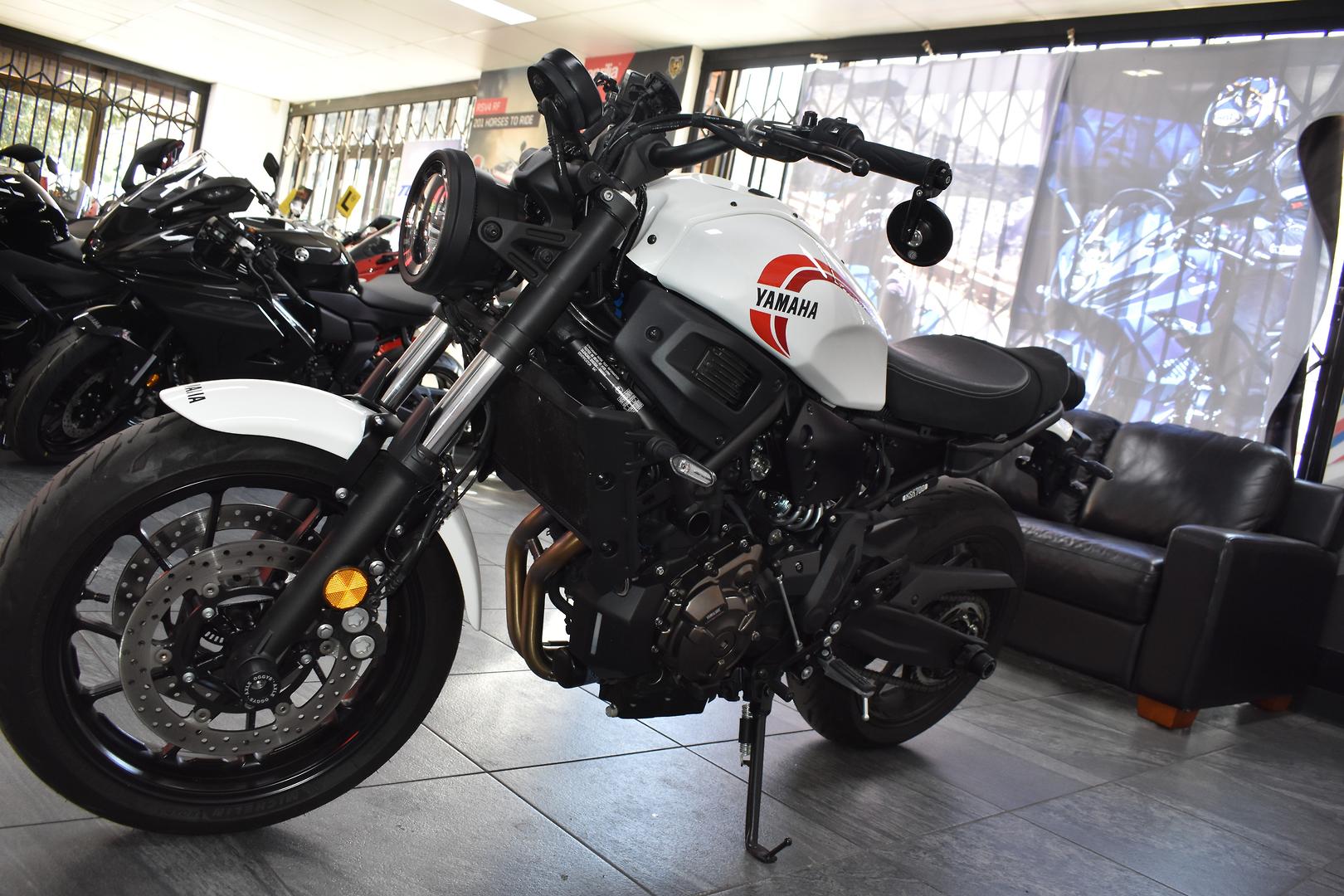 2024 YAMAHA XSR700 ROAD