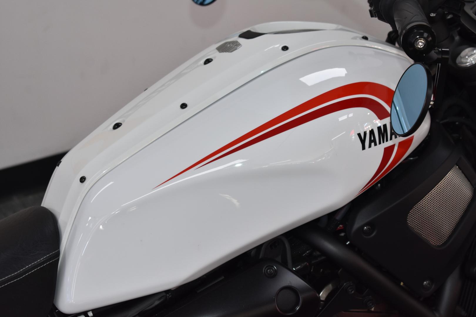 2024 YAMAHA XSR700 ROAD