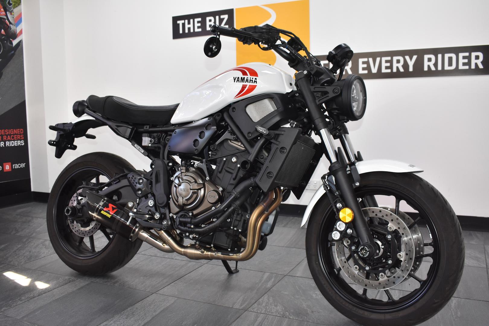 2024 YAMAHA XSR700 ROAD