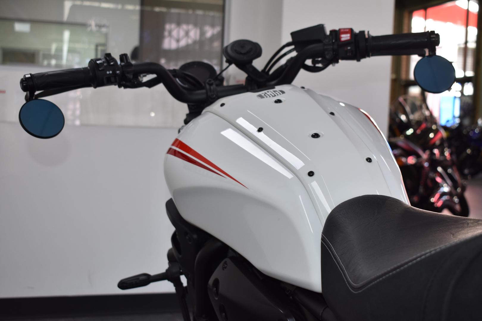 2024 YAMAHA XSR700 ROAD