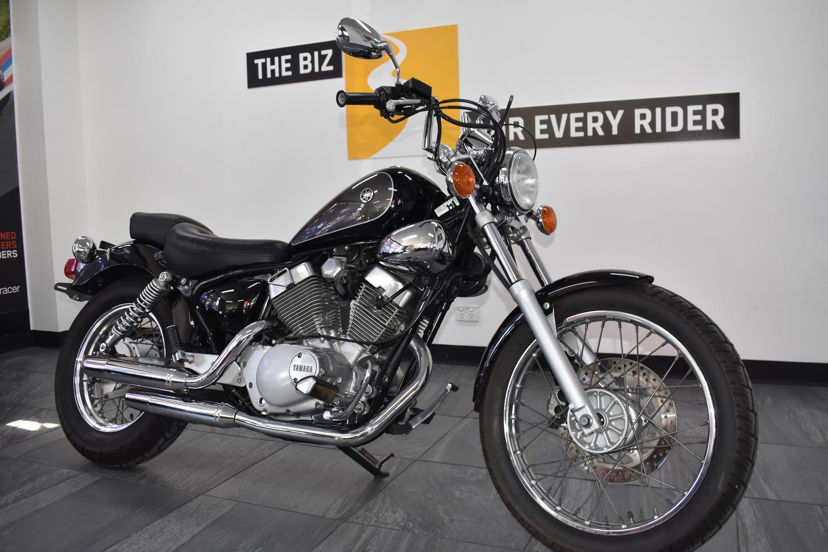 1995 YAMAHA XV250 (VIRAGO VX250S, VX250R) CRUISER