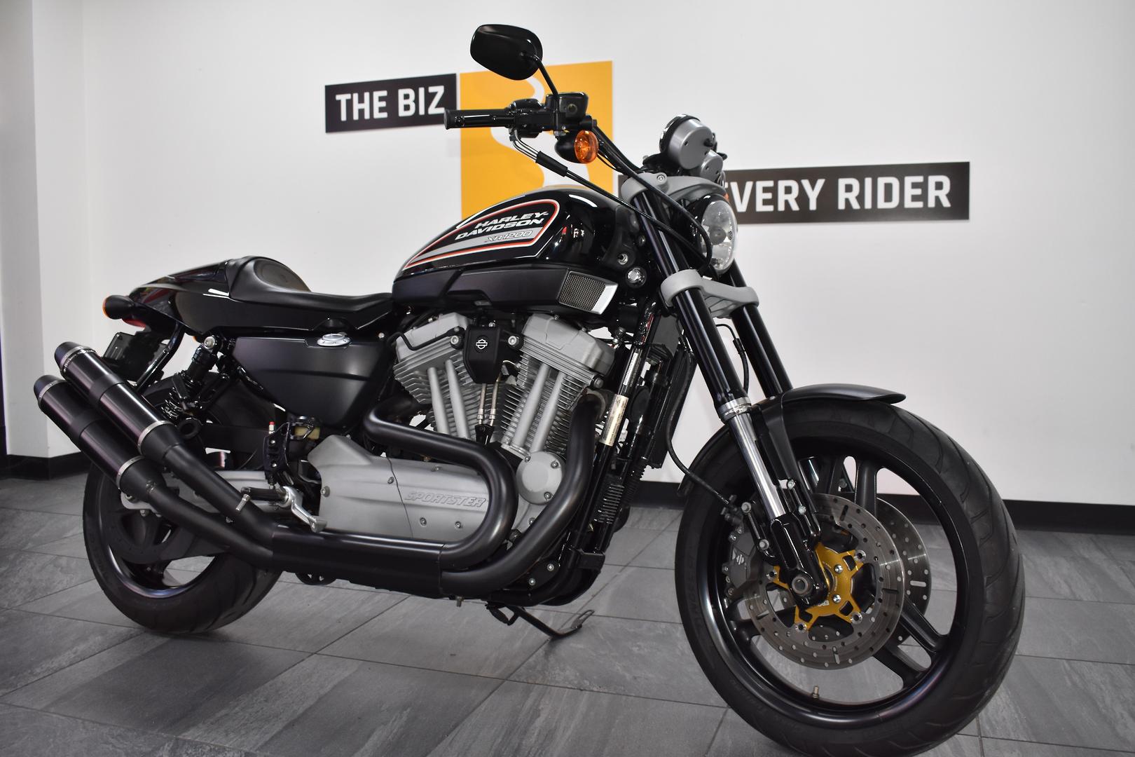 2010 HARLEY-DAVIDSON XR1200 CRUISER