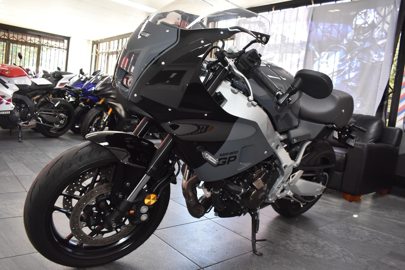 2025 YAMAHA XSR900GP (MTM890ASP) DUAL SPORTS