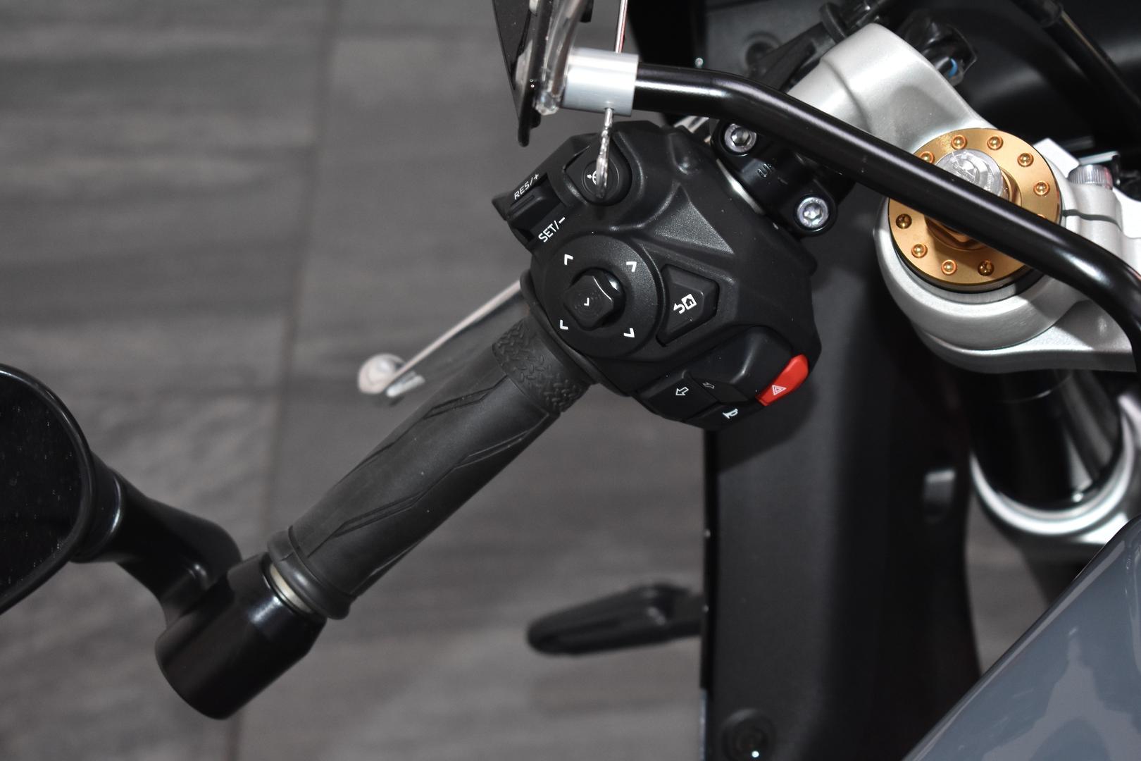 2025 YAMAHA XSR900GP (MTM890ASP) DUAL SPORTS