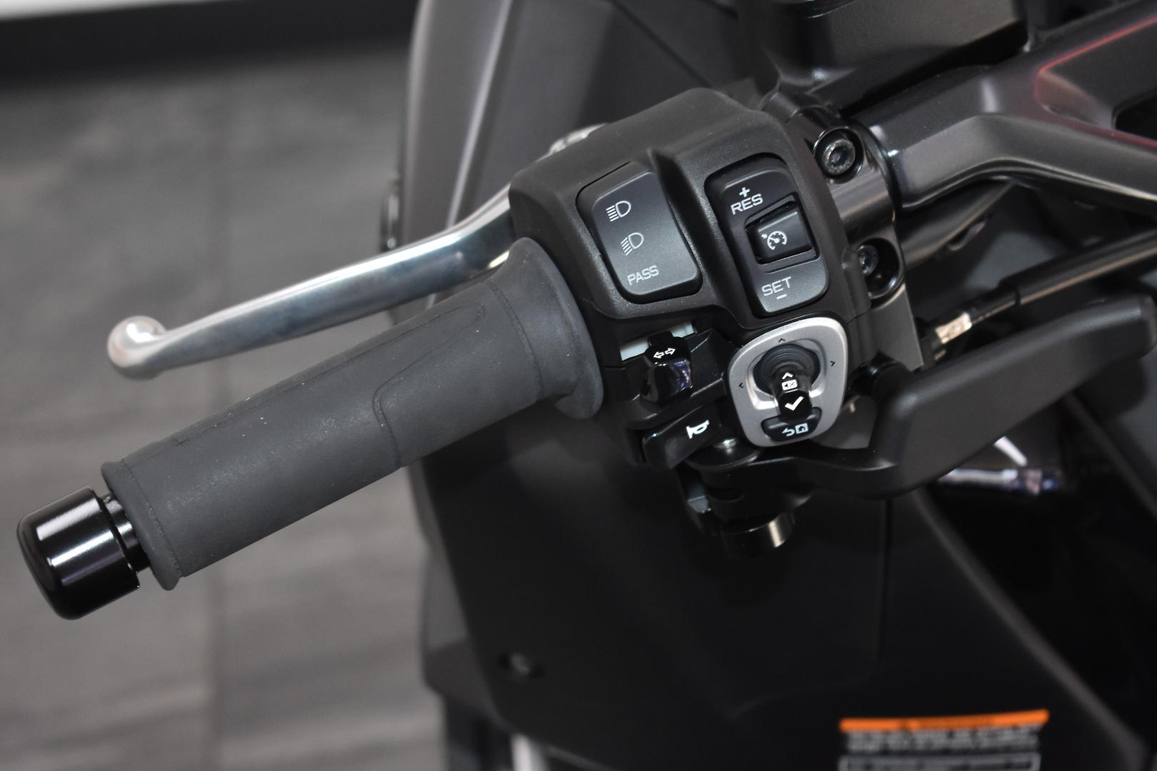 2026 YAMAHA TMAX 560 TECH MAX SCOOTER