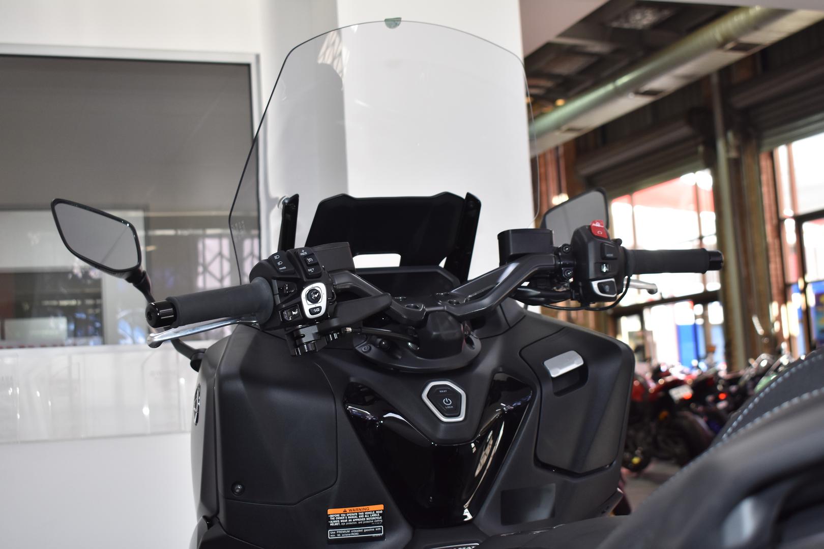 2026 YAMAHA TMAX 560 TECH MAX SCOOTER