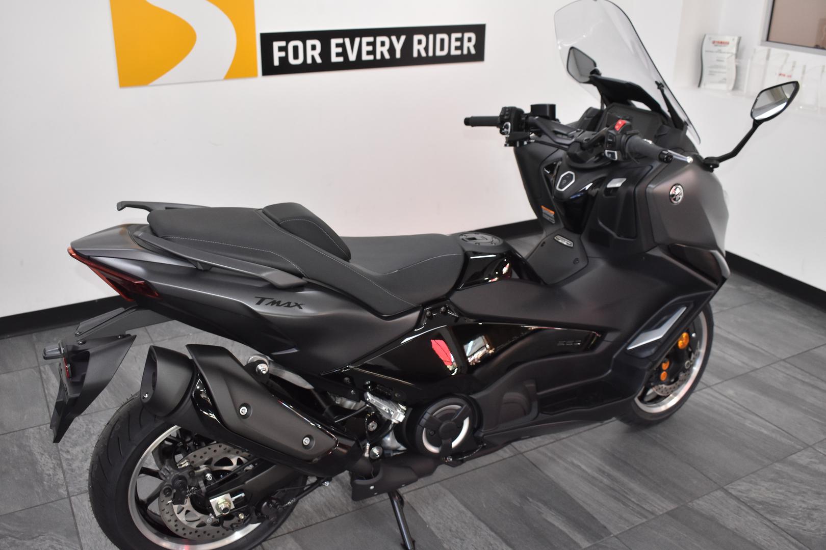 2026 YAMAHA TMAX 560 TECH MAX SCOOTER