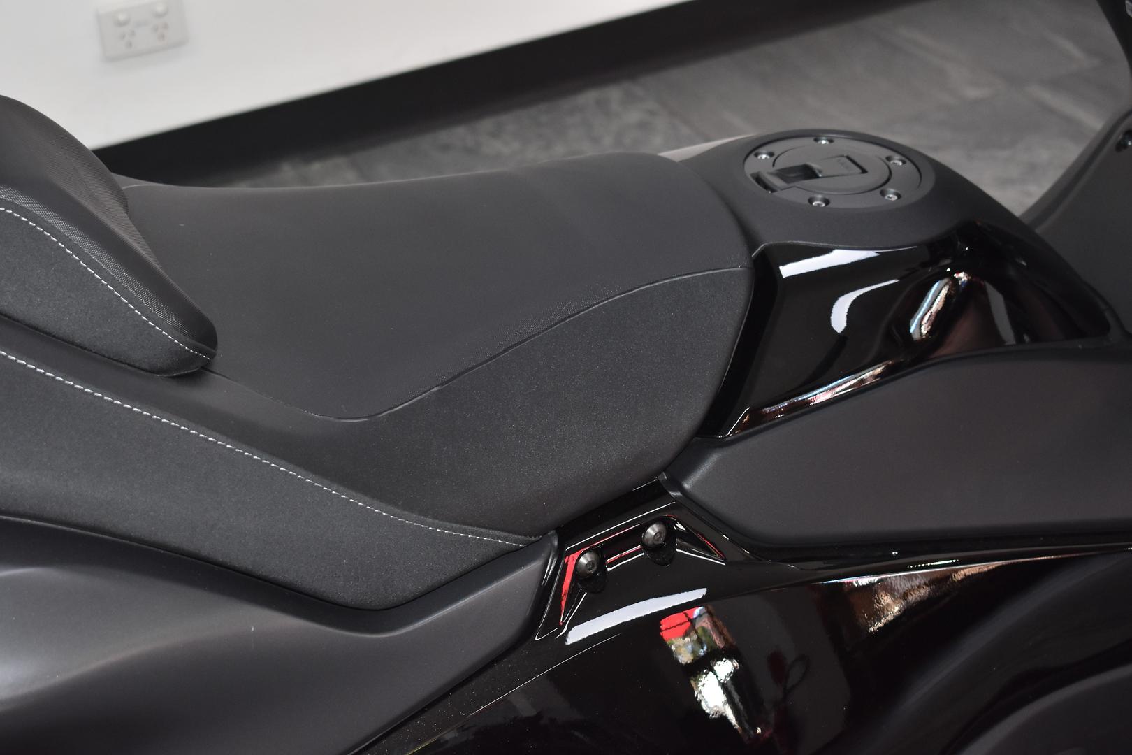 2026 YAMAHA TMAX 560 TECH MAX SCOOTER